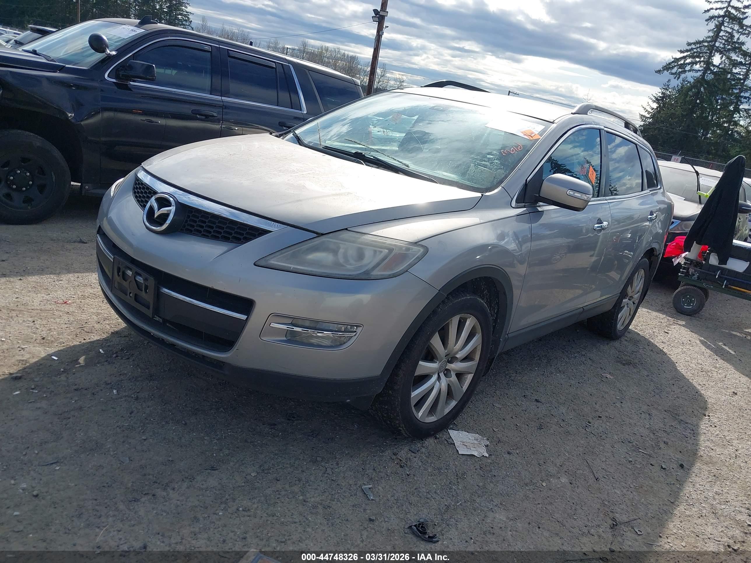 MAZDA CX-9 image 2