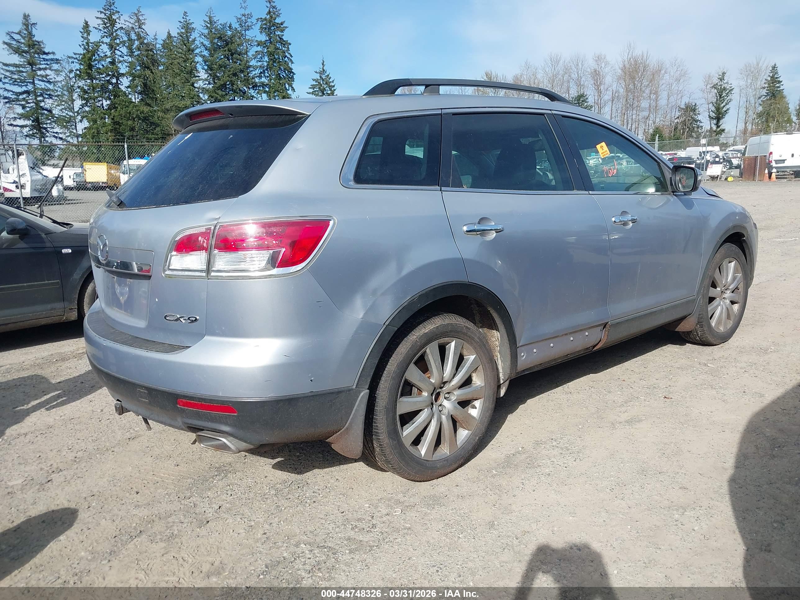 MAZDA CX-9 image 4