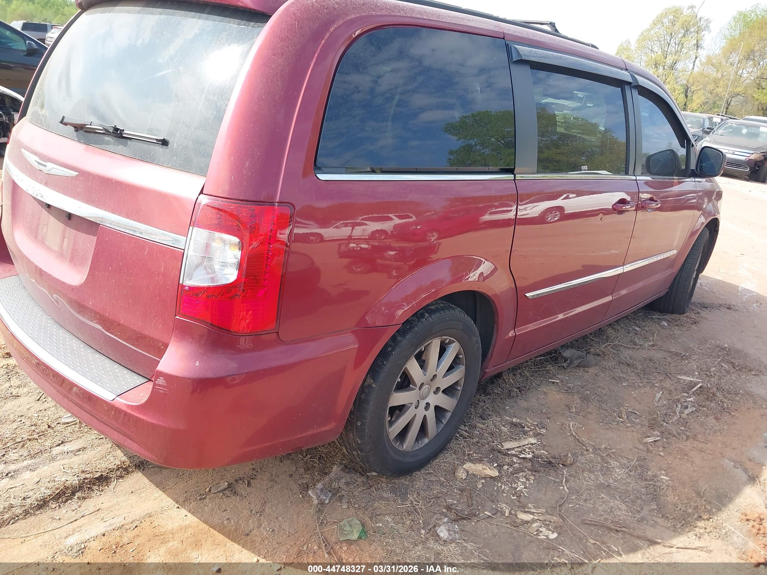 CHRYSLER TOWN image 4