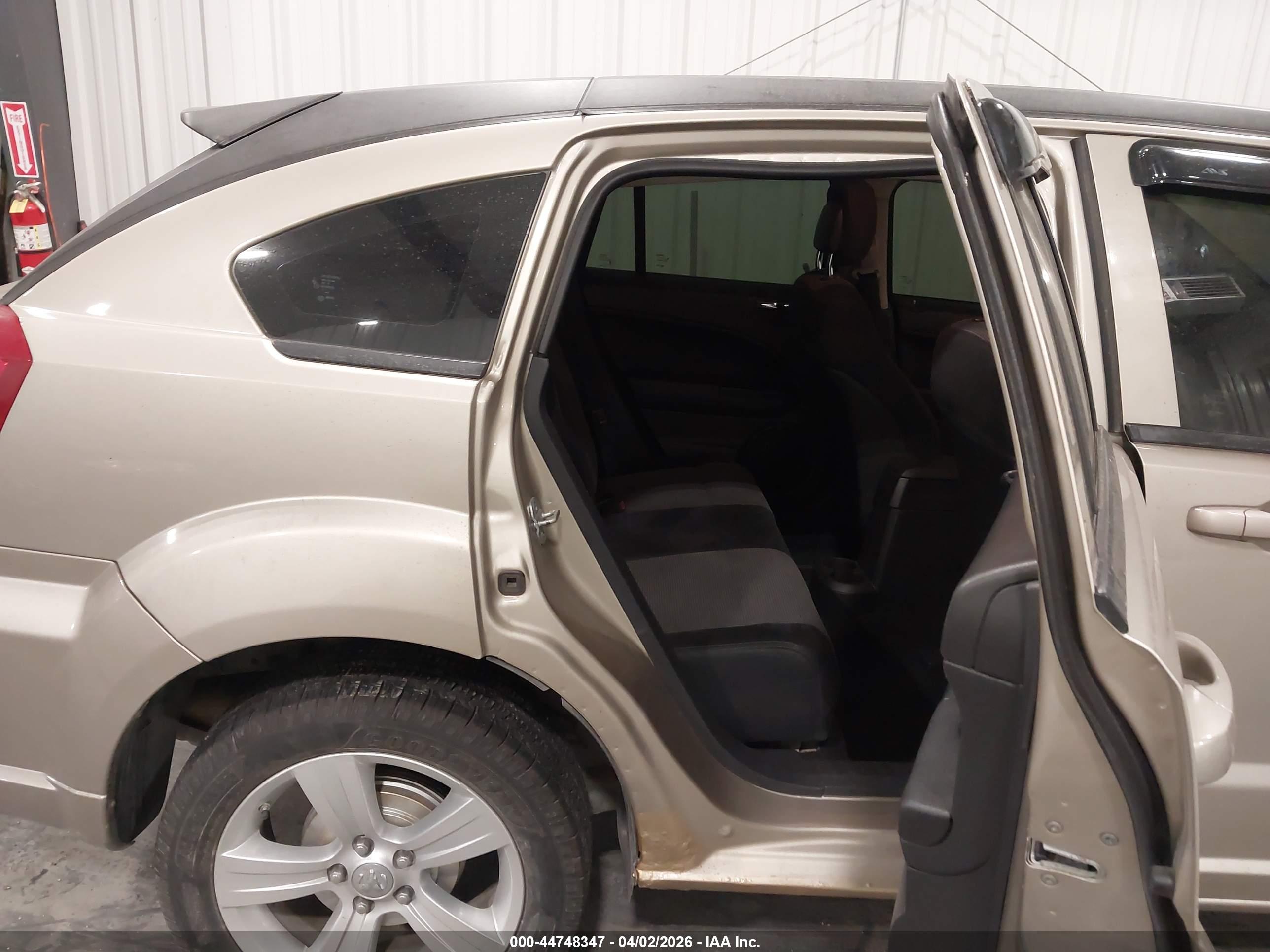 DODGE CALIBER image 8