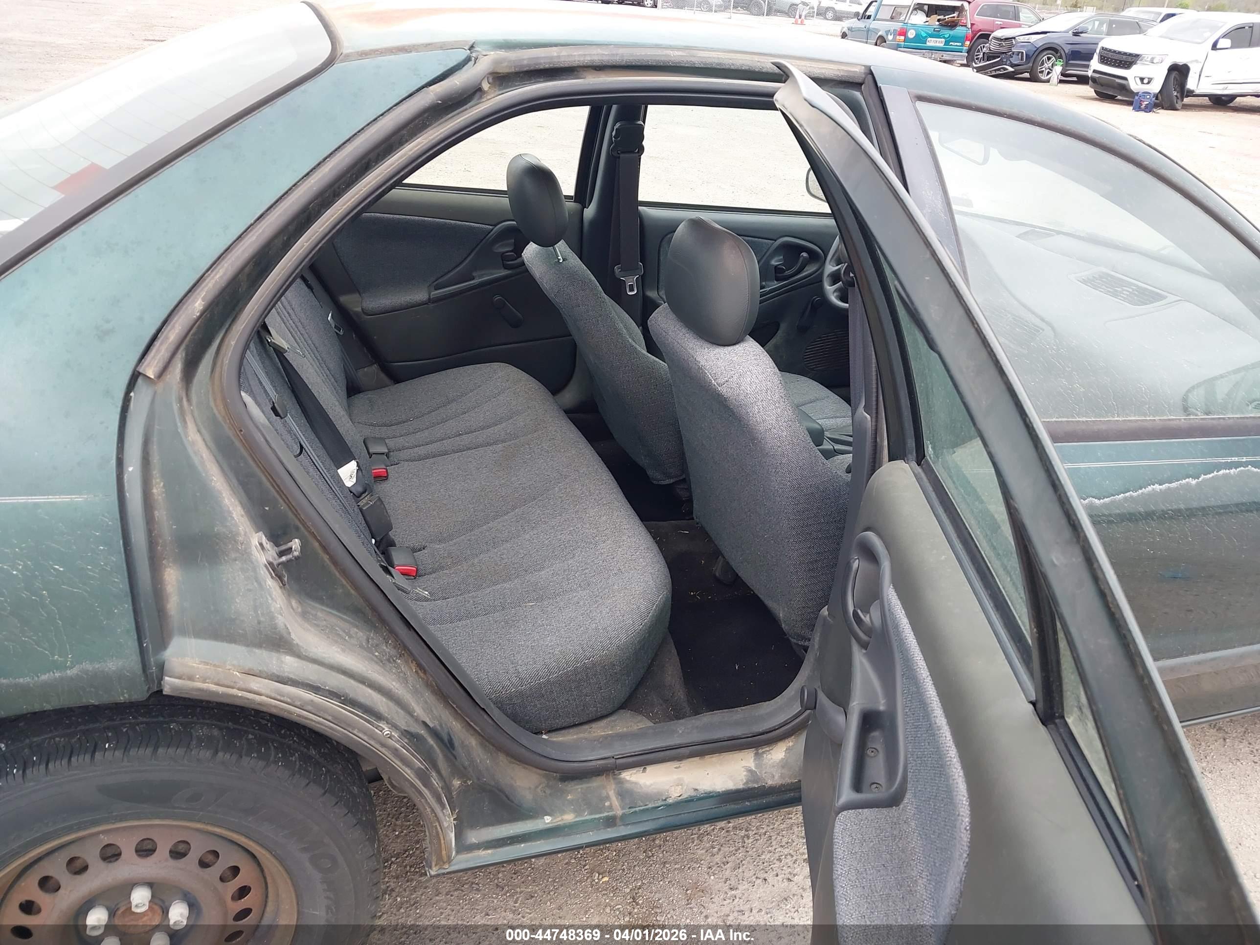 CHEVROLET CAVALIER image 8