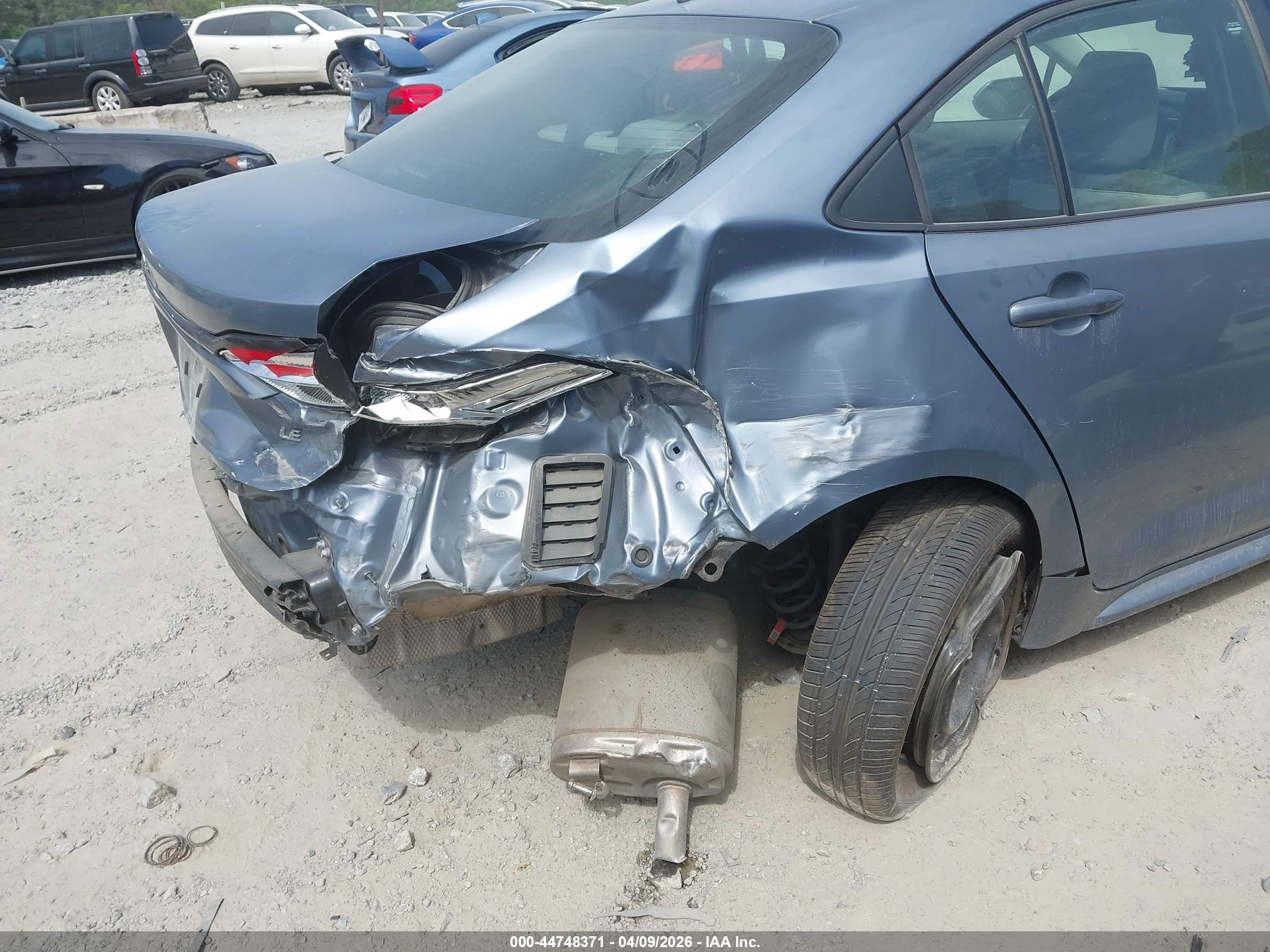TOYOTA COROLLA image 6
