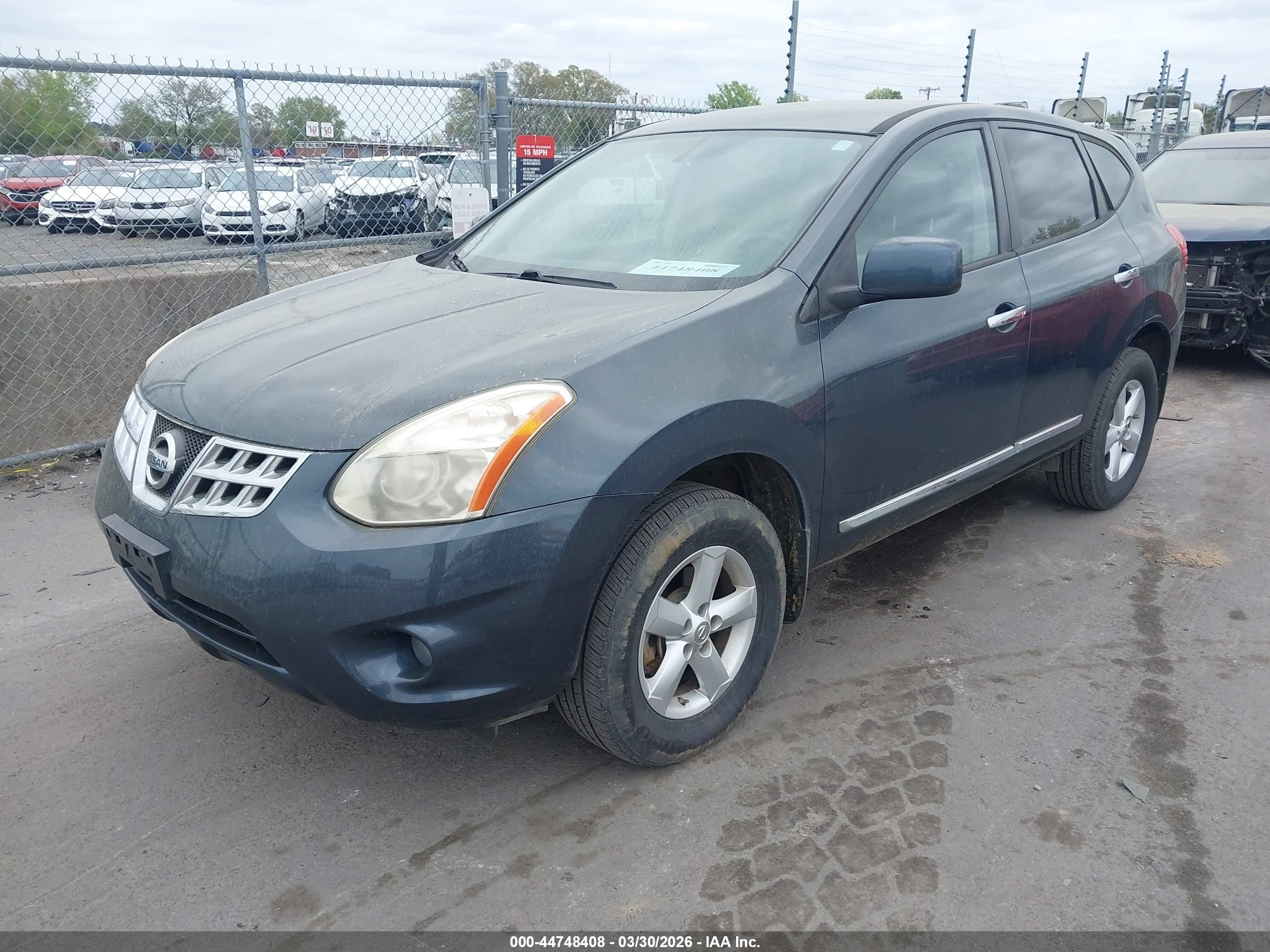 NISSAN ROGUE image 2
