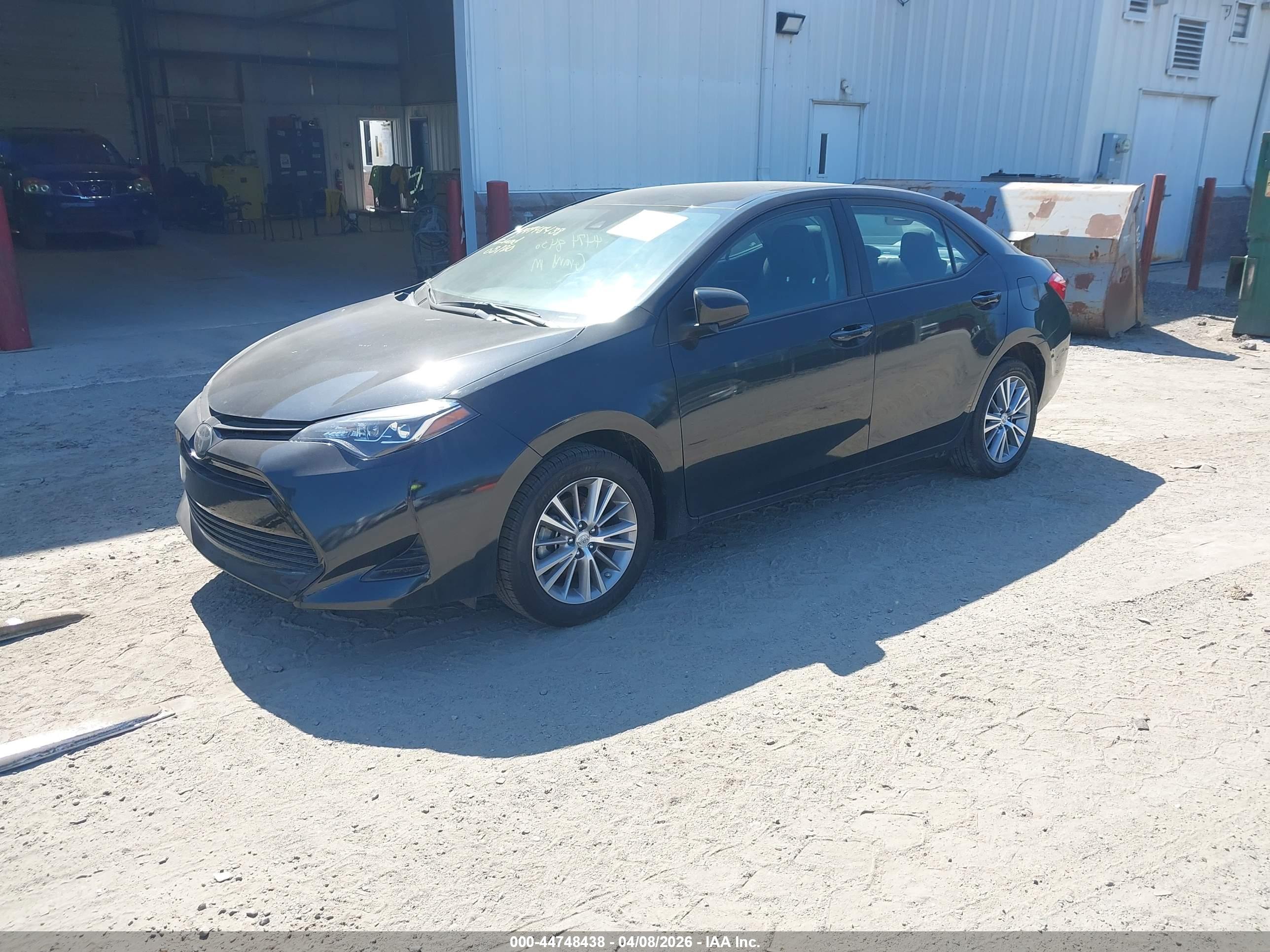 TOYOTA COROLLA image 2