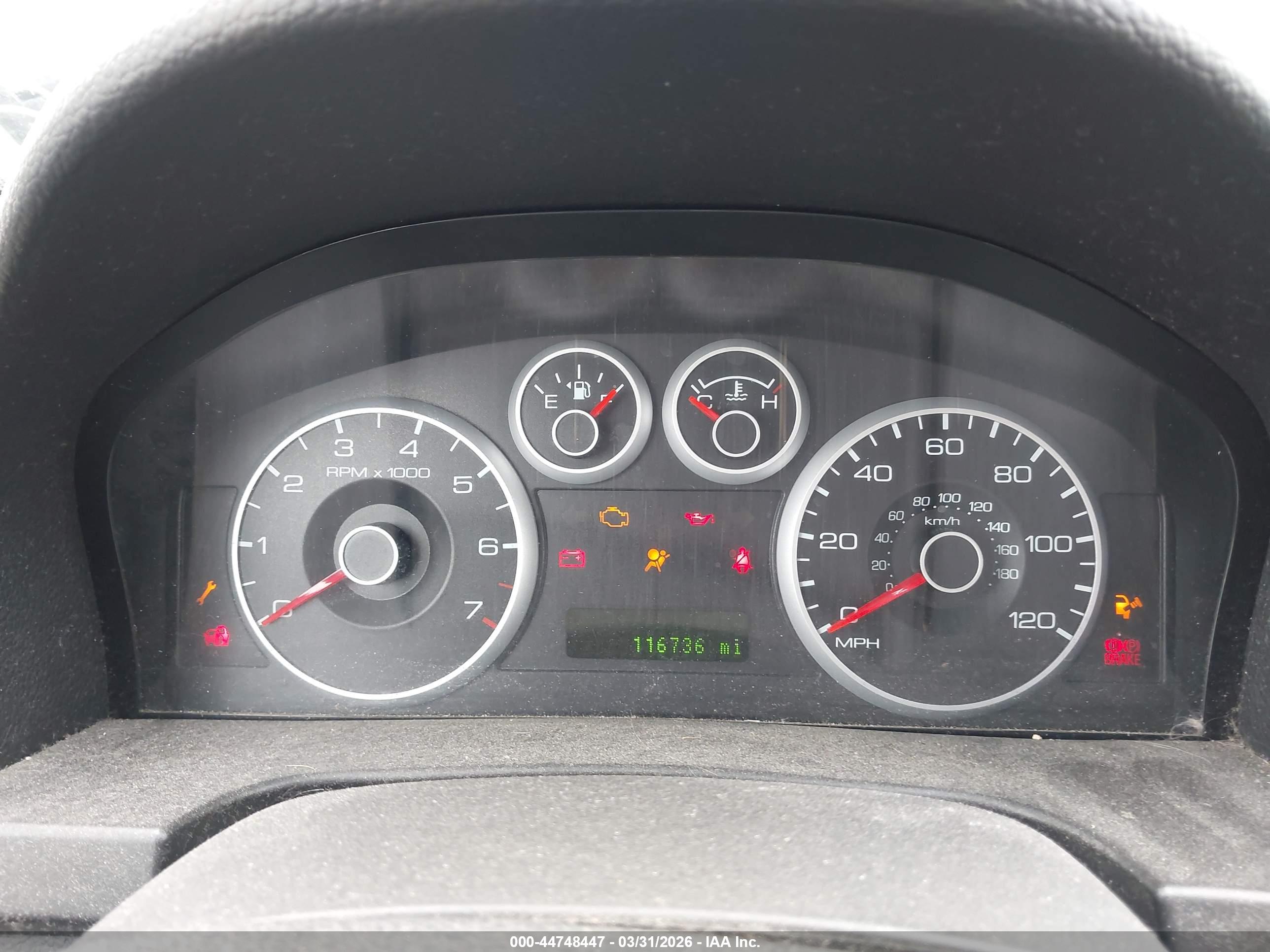 FORD FUSION image 7