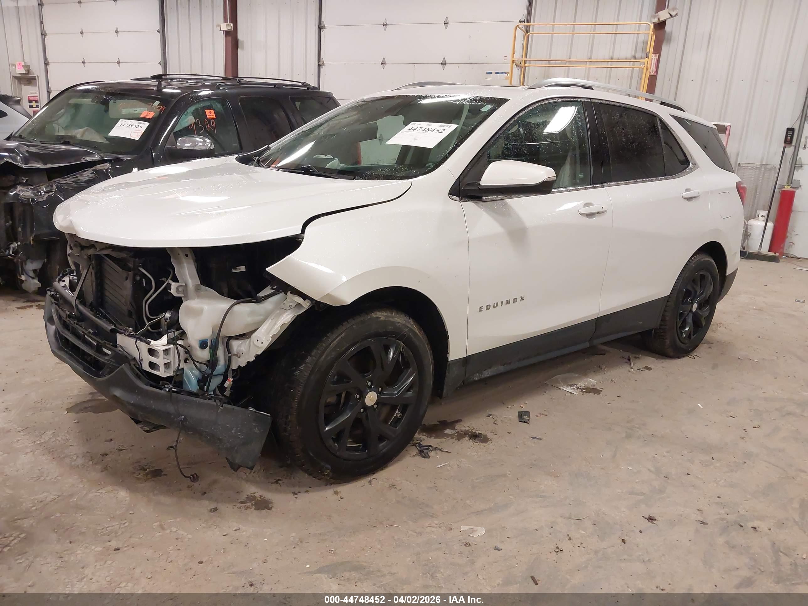 CHEVROLET EQUINOX image 2