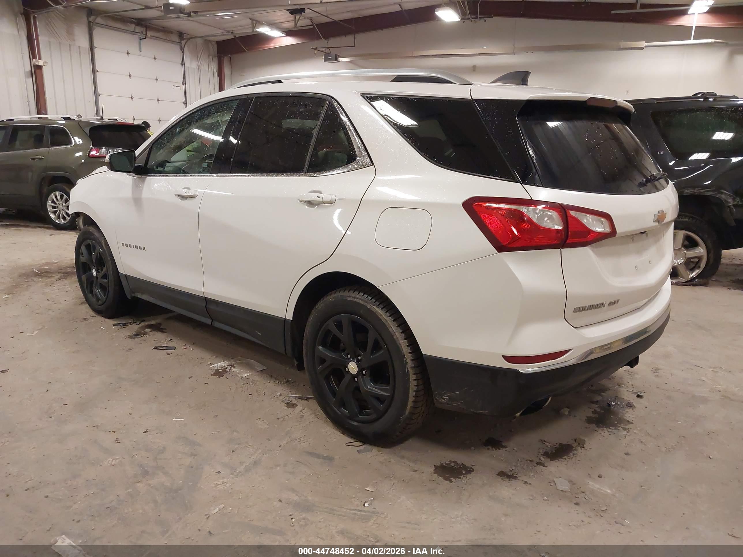 CHEVROLET EQUINOX image 3