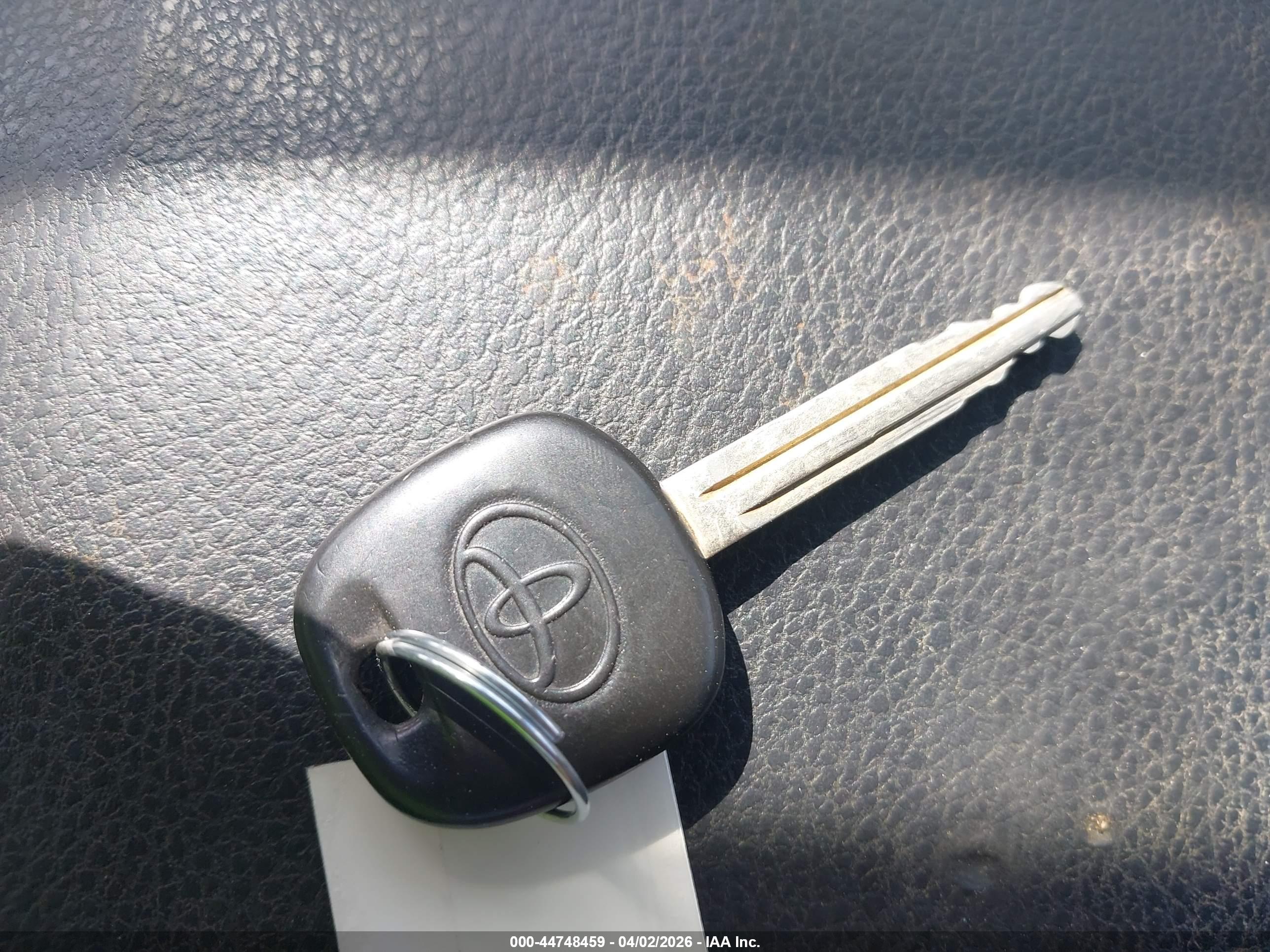 TOYOTA TACOMA image 11