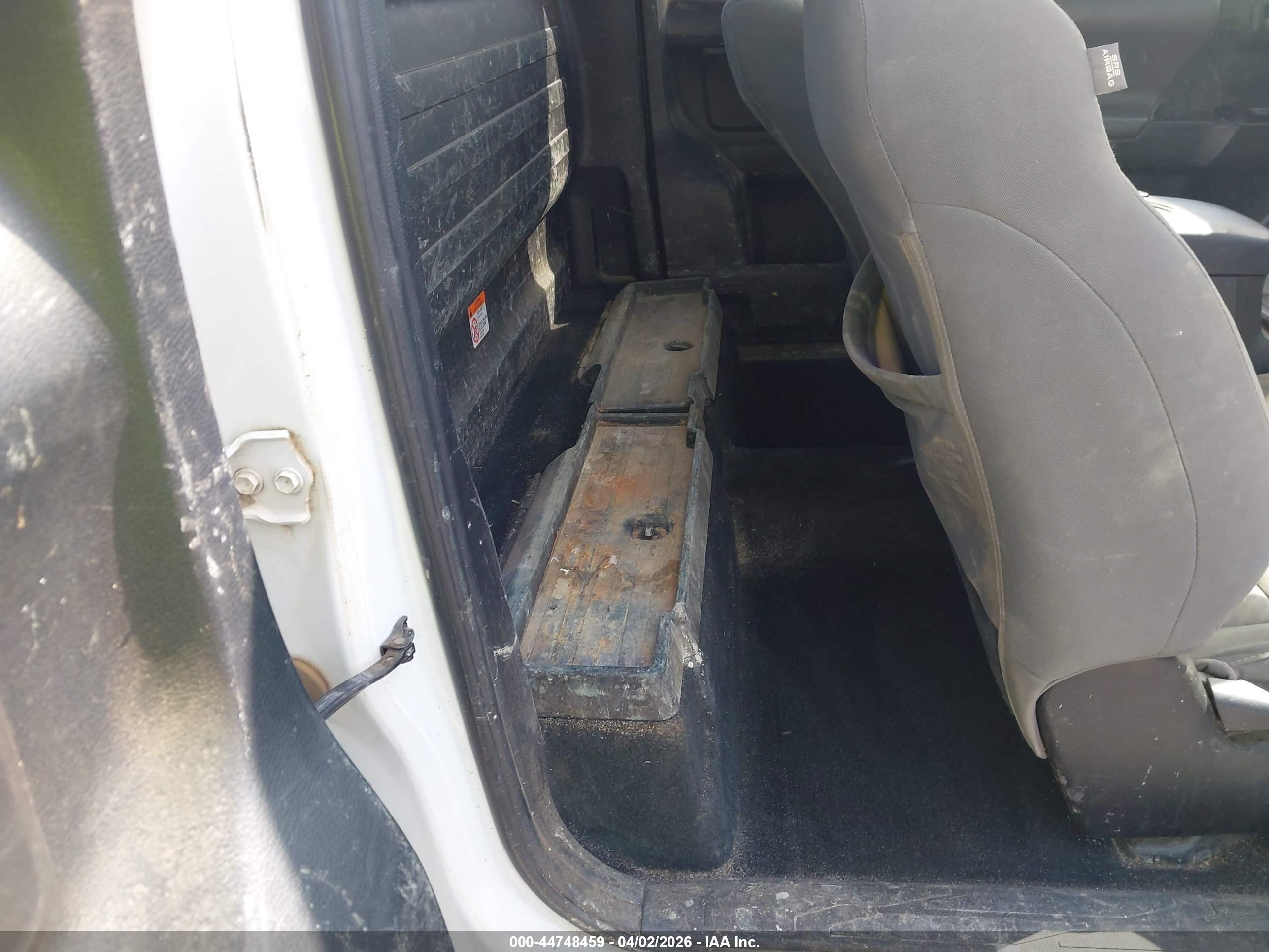 TOYOTA TACOMA image 8