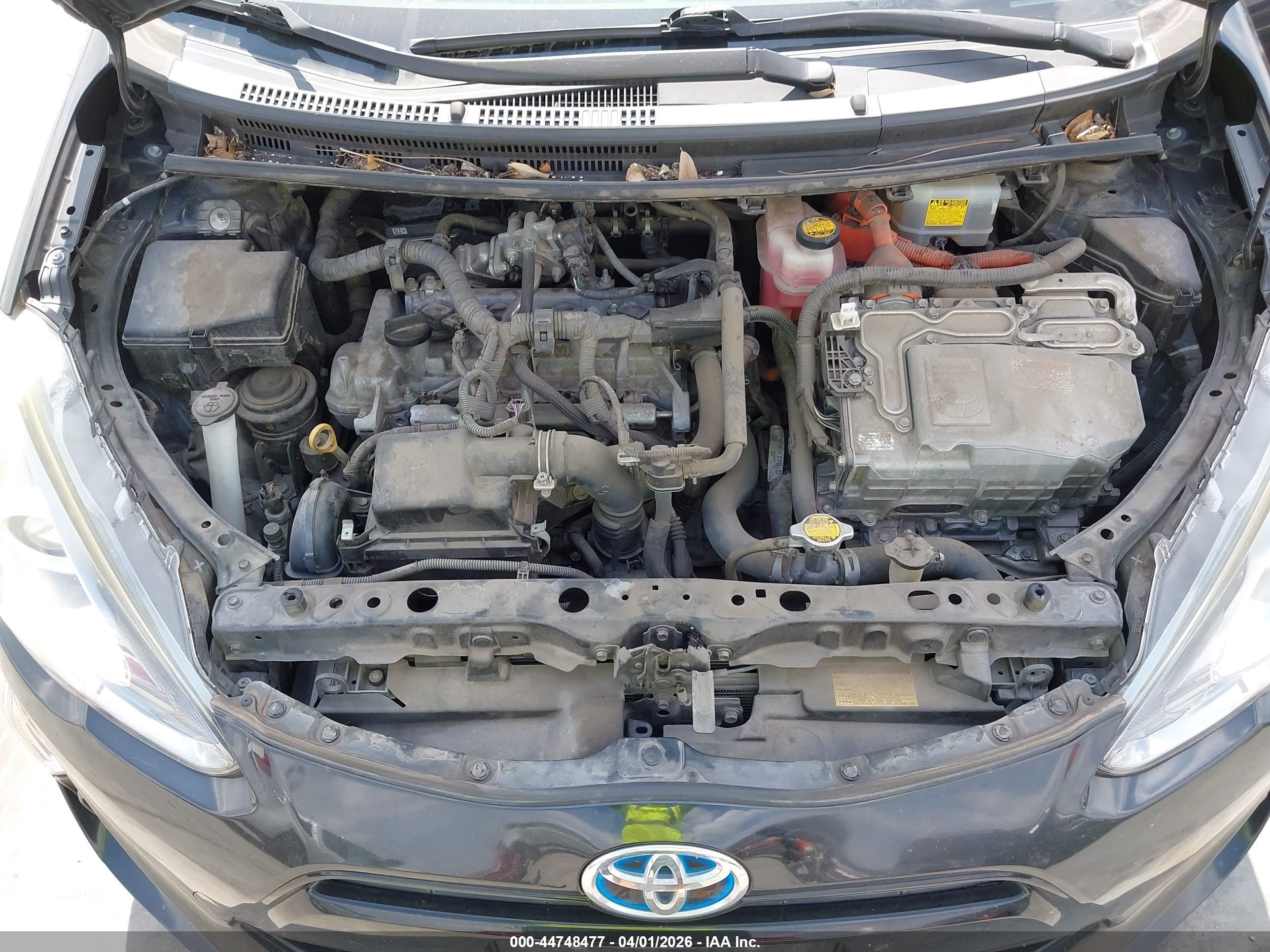 TOYOTA PRIUS image 10