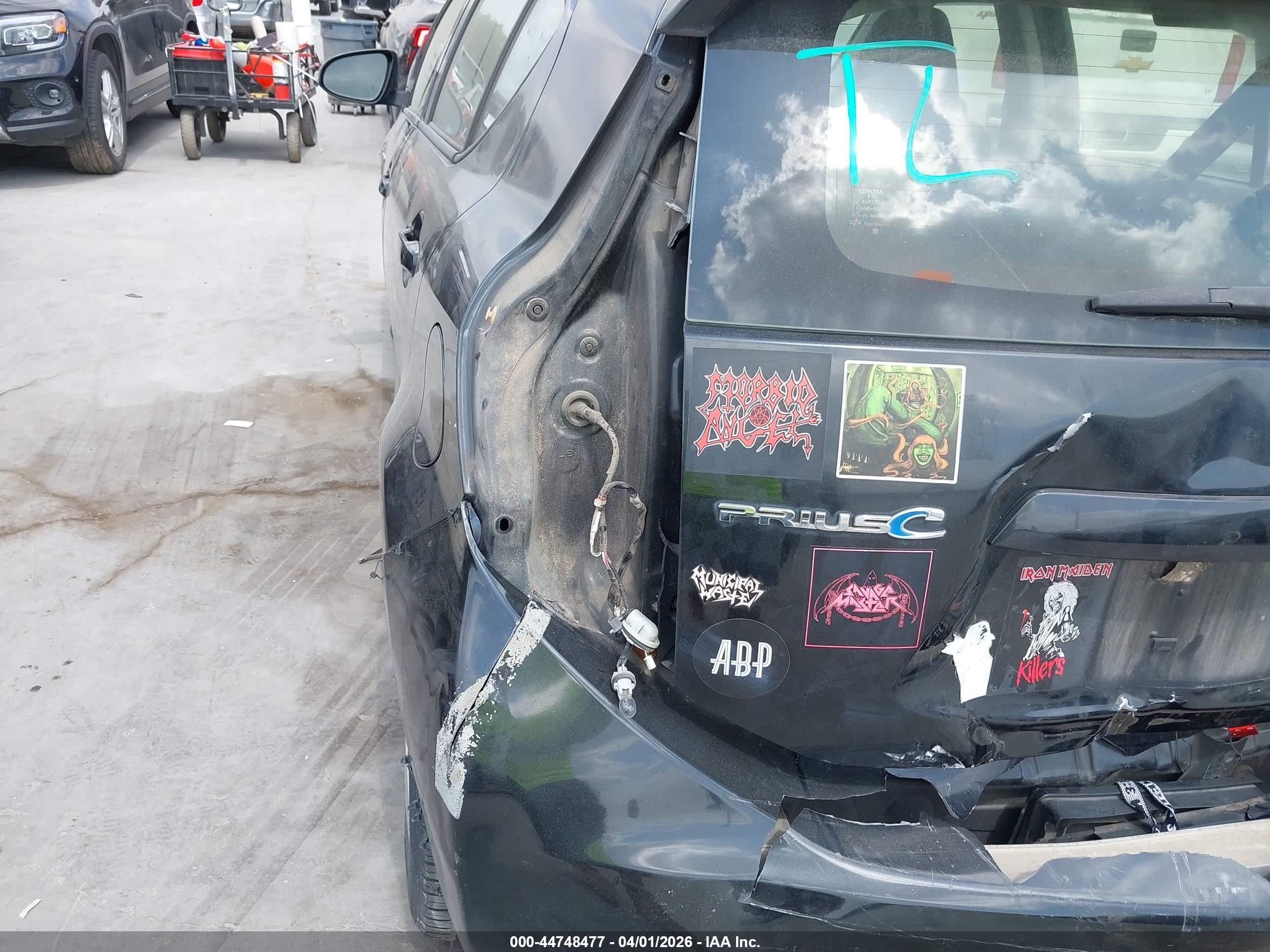 TOYOTA PRIUS image 6