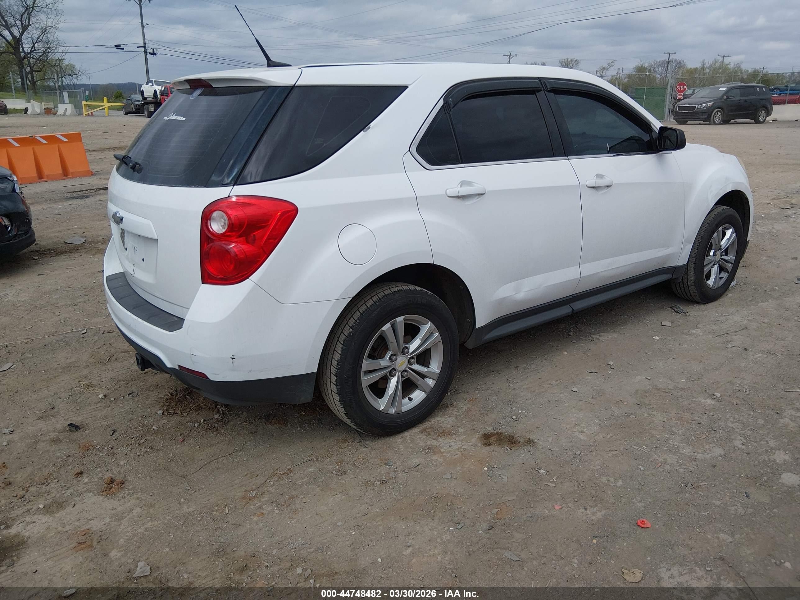 CHEVROLET EQUINOX image 4