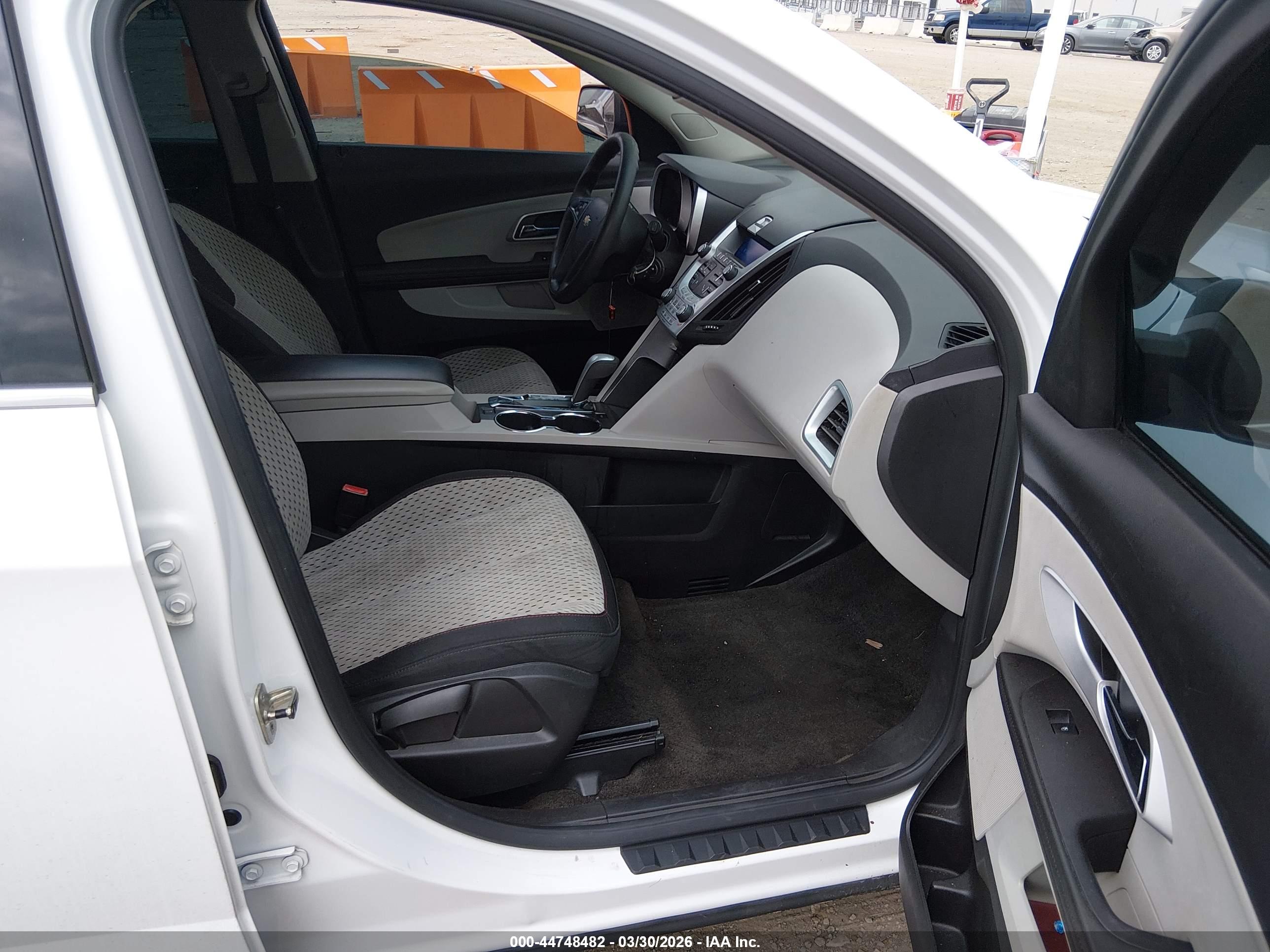 CHEVROLET EQUINOX image 5