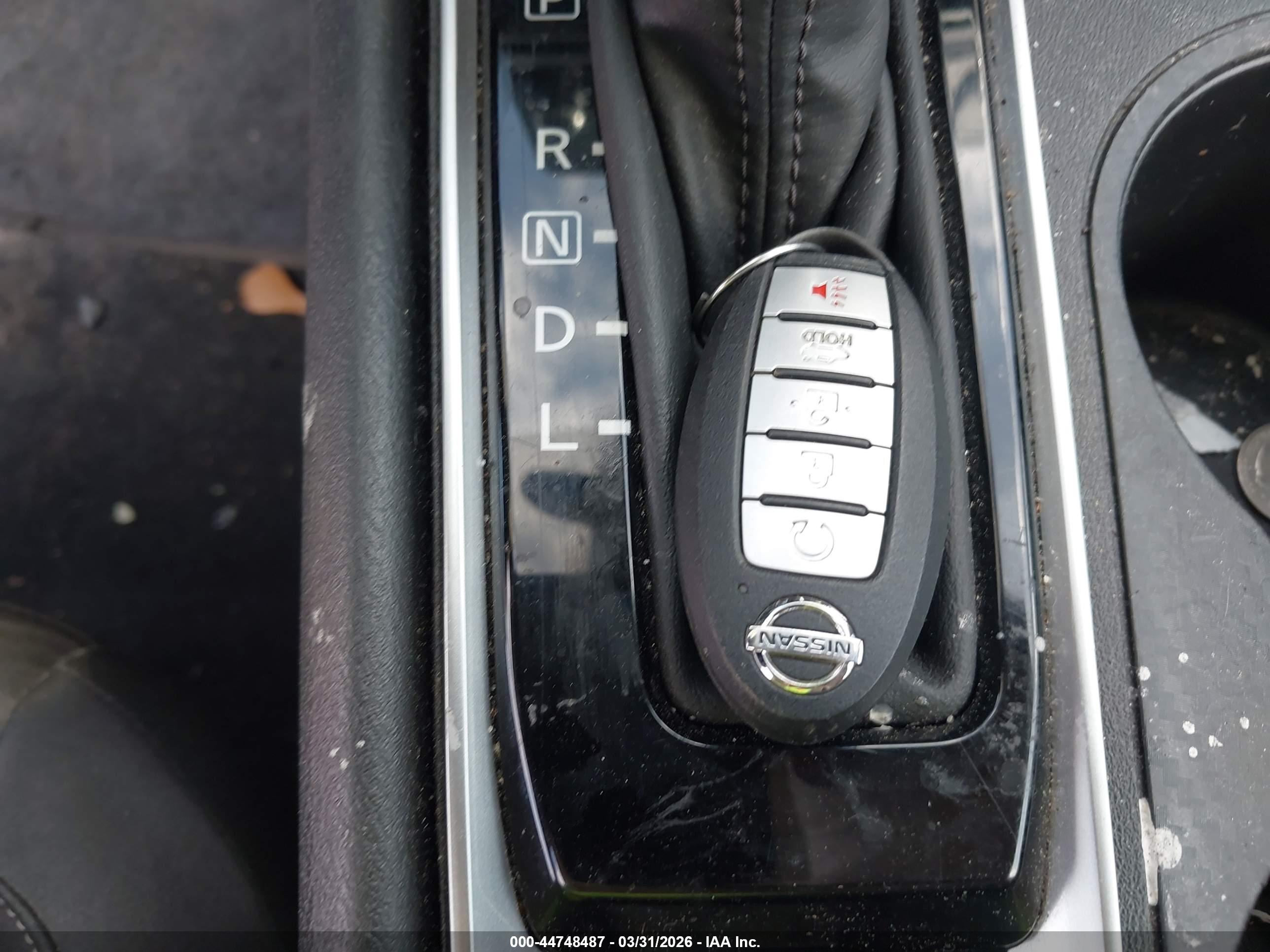 NISSAN ALTIMA image 11