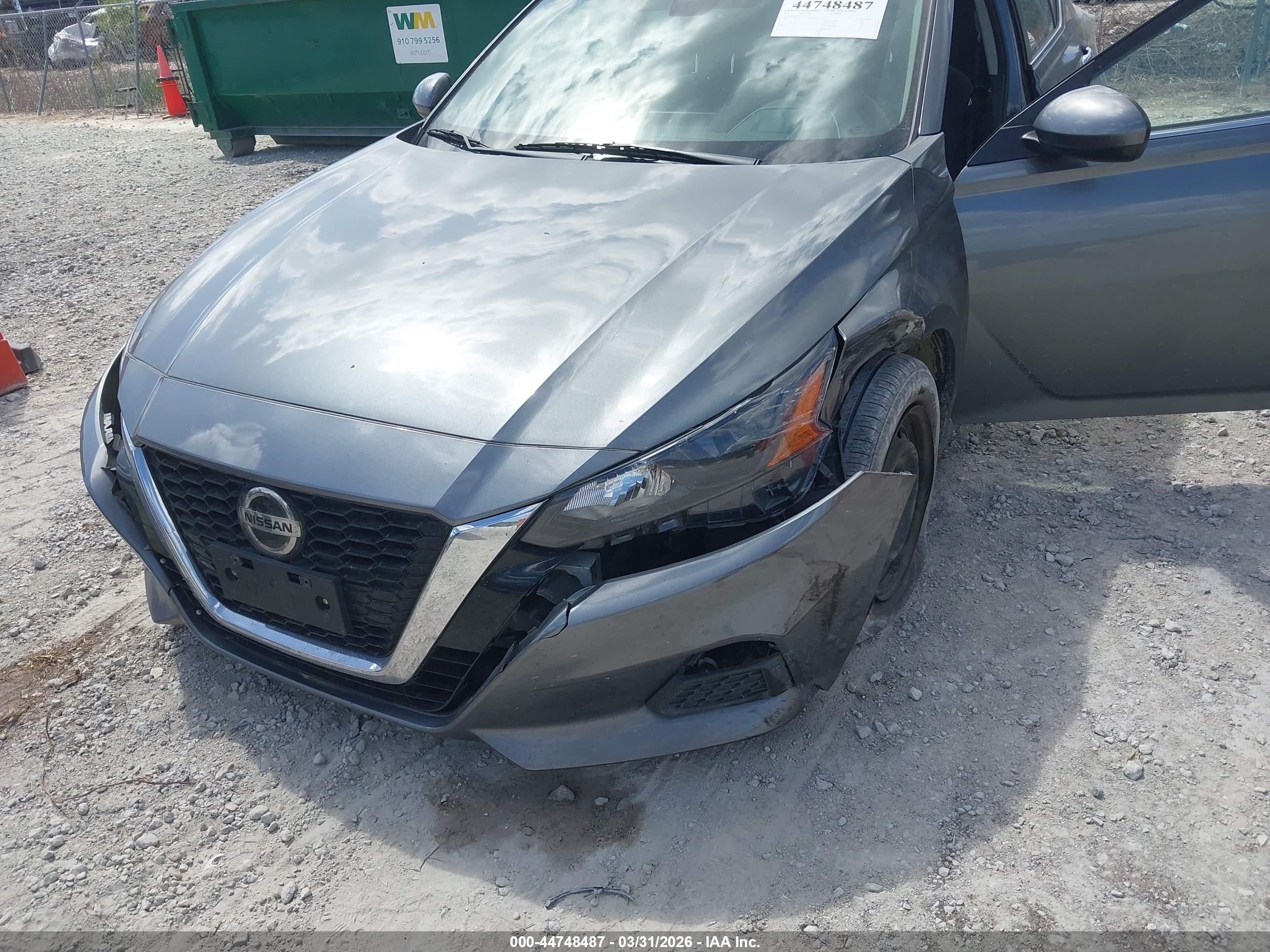 NISSAN ALTIMA image 6
