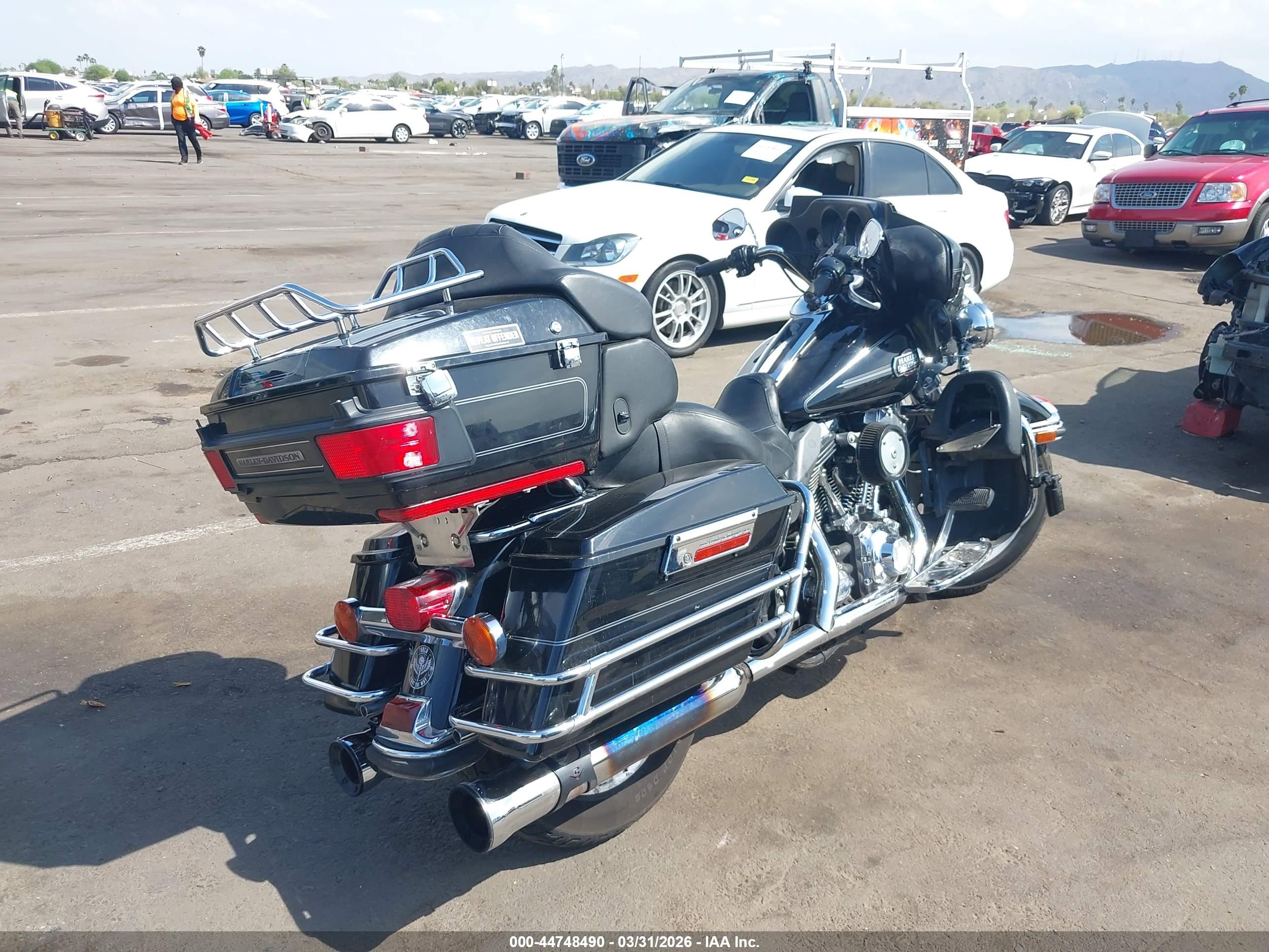 HARLEY-DAVIDSON FLHTCUI image 4