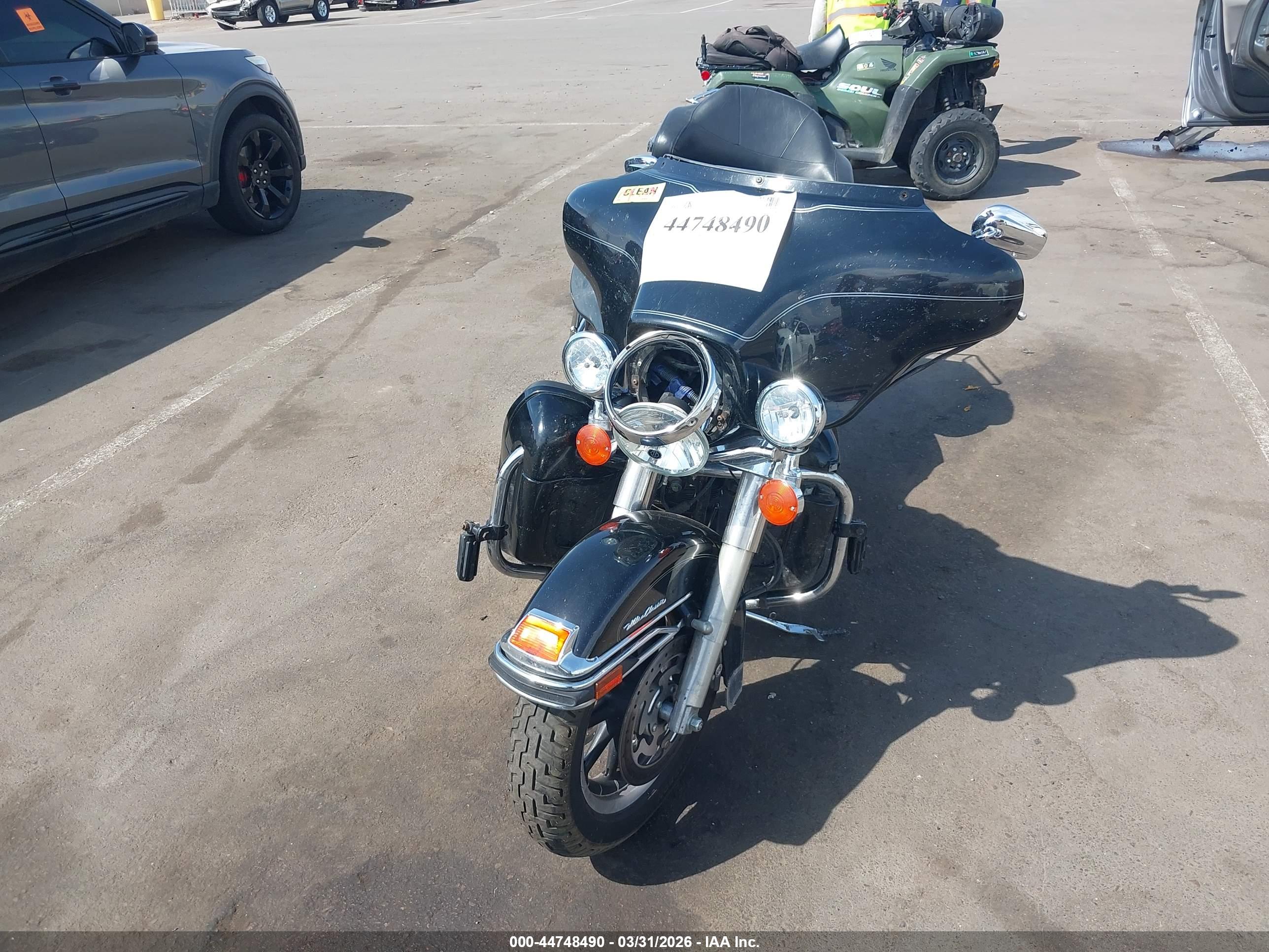 HARLEY-DAVIDSON FLHTCUI image 5