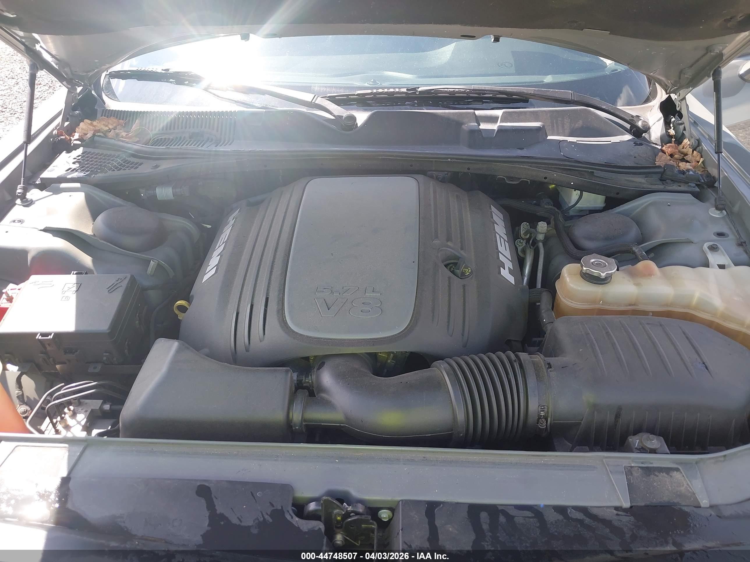 DODGE CHALLENGER image 10