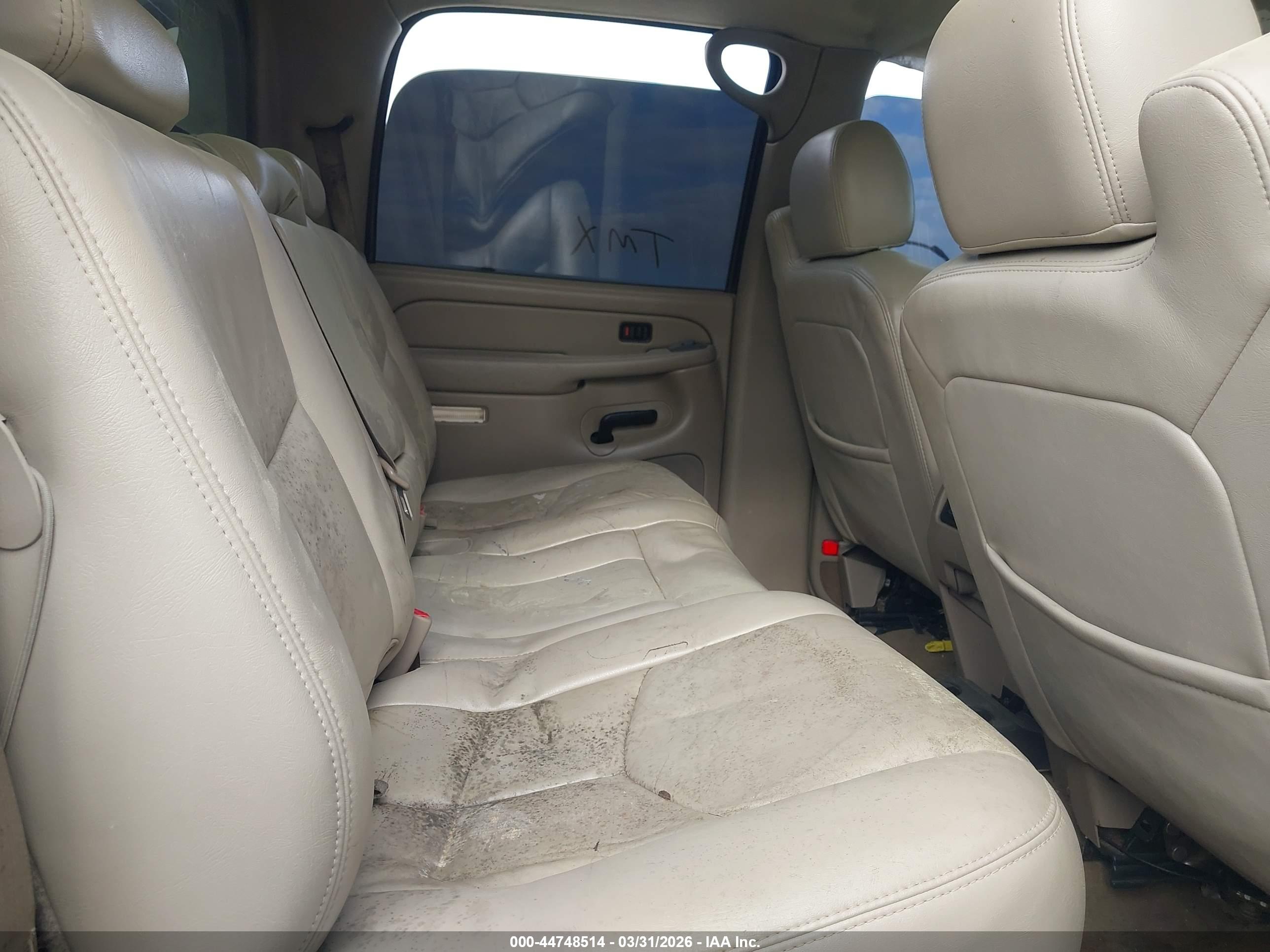 CHEVROLET AVALANCHE image 8