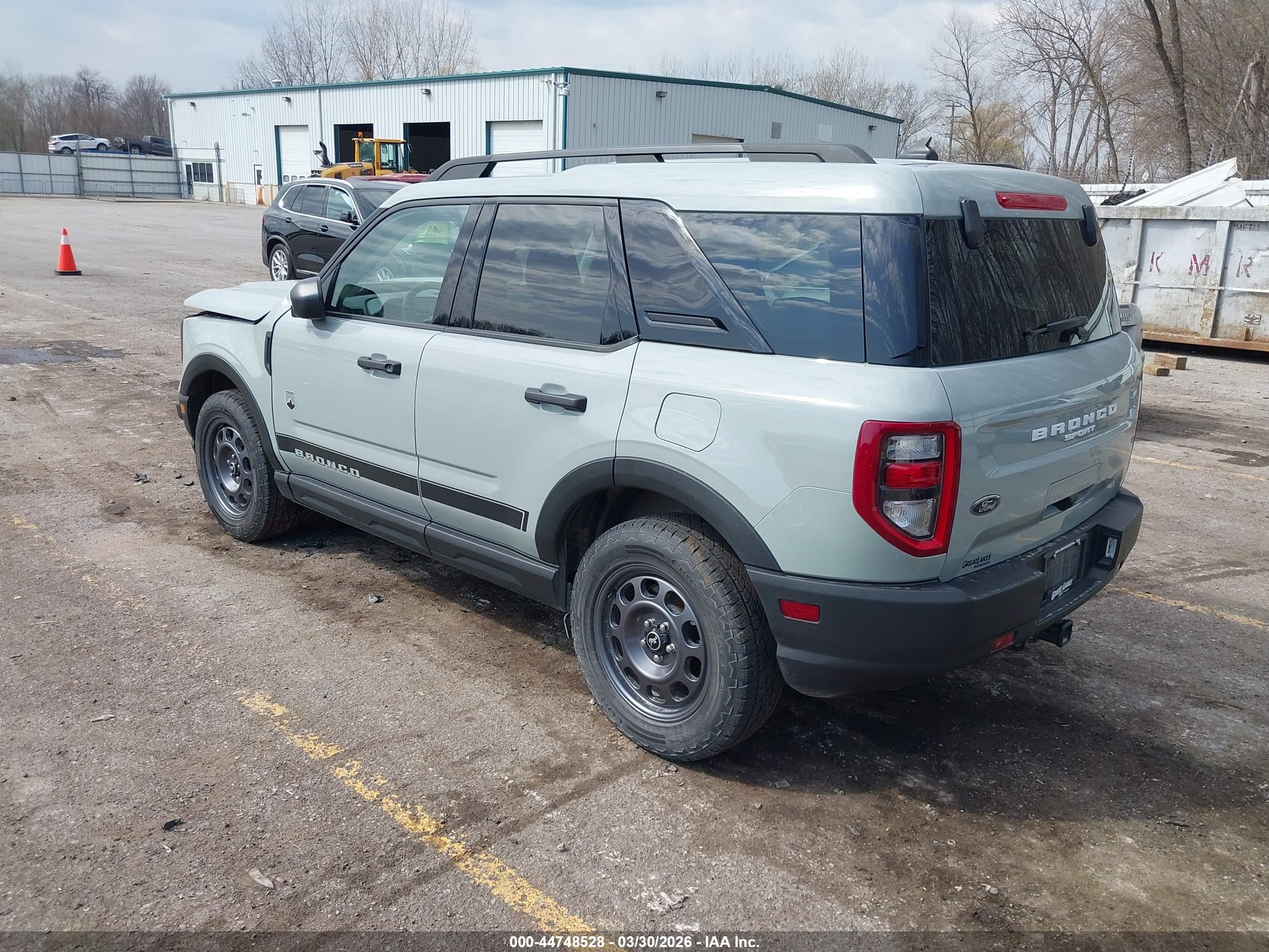 FORD BRONCO image 3