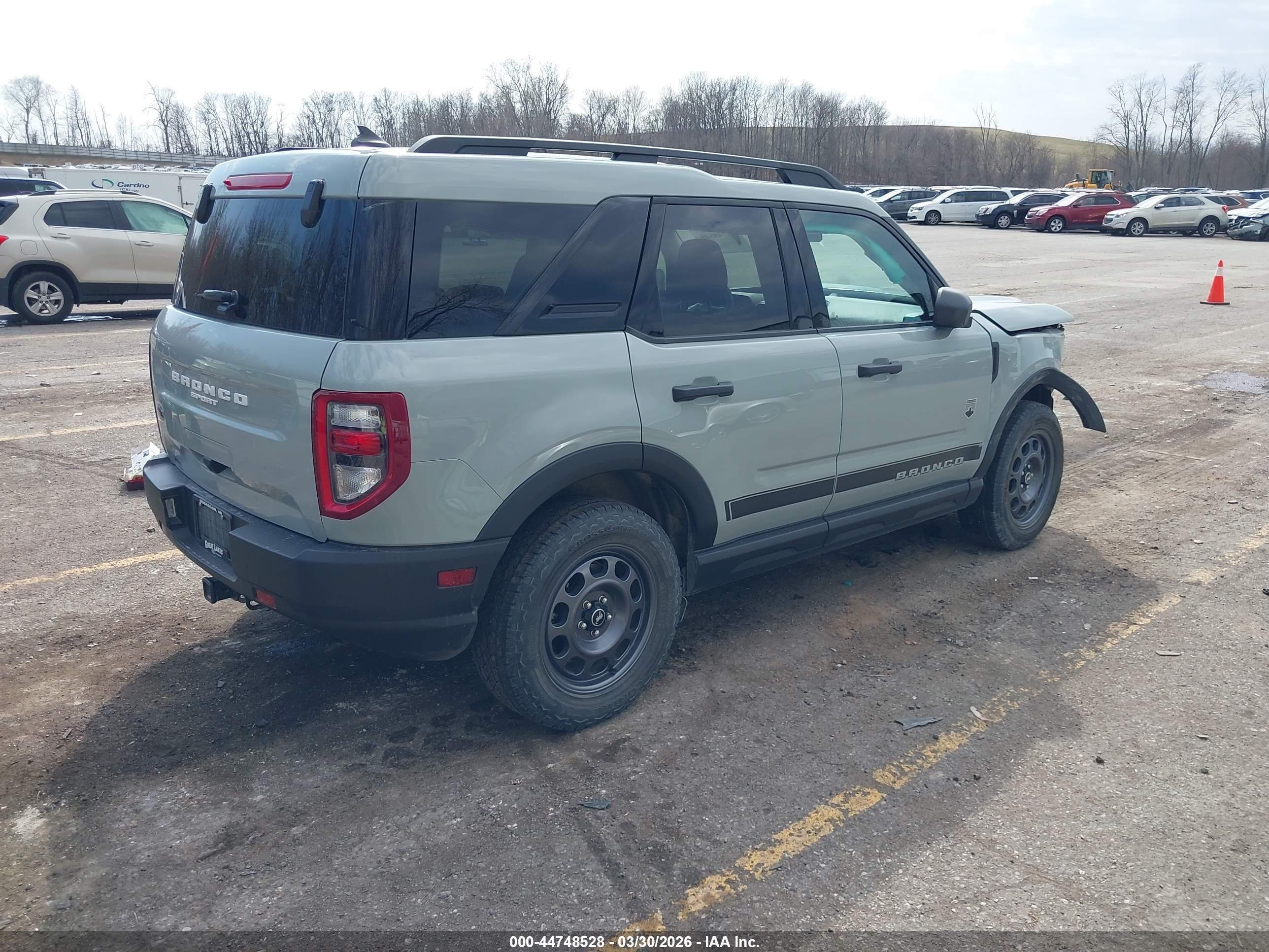 FORD BRONCO image 4