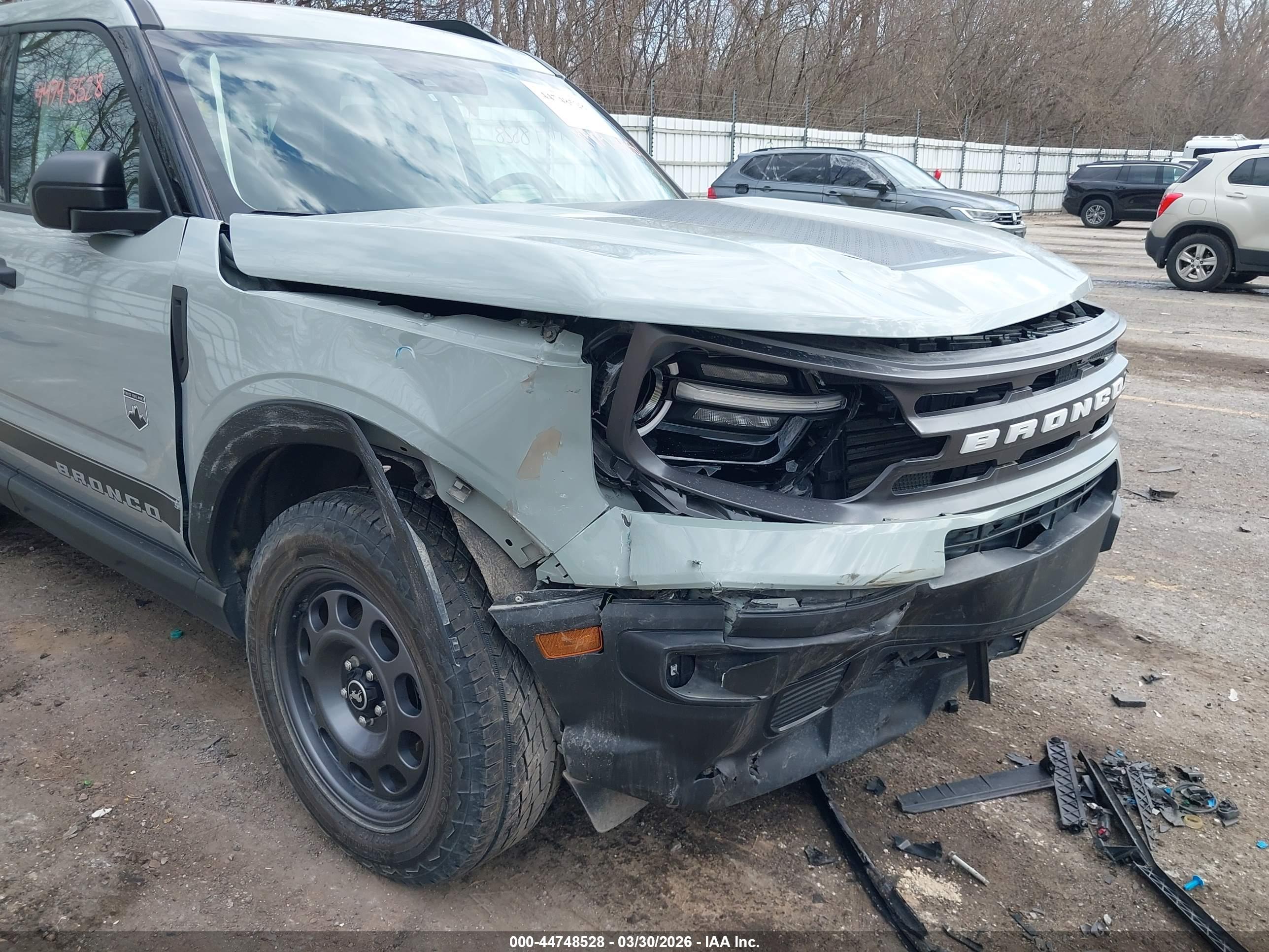 FORD BRONCO image 6