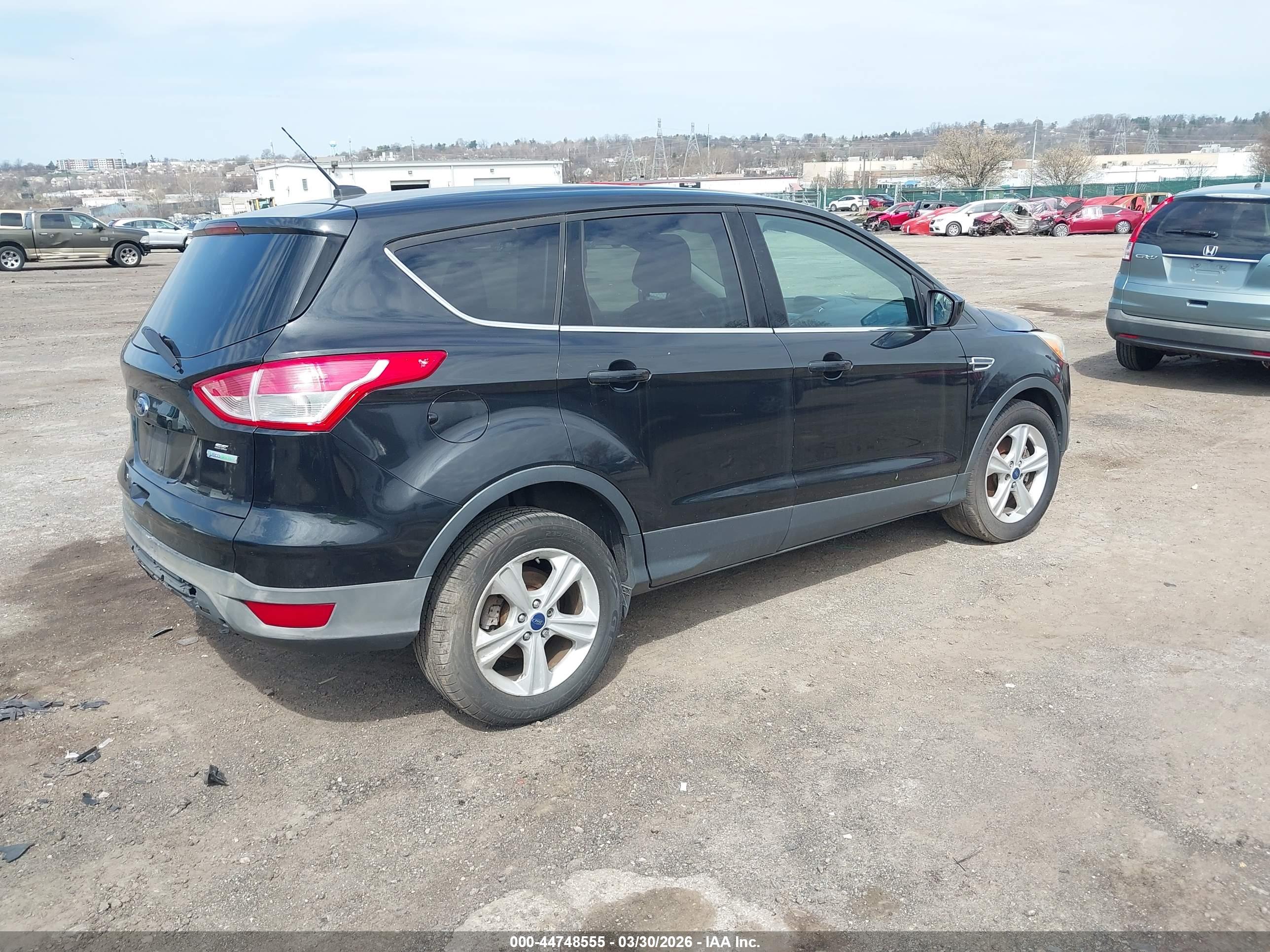 FORD ESCAPE image 4