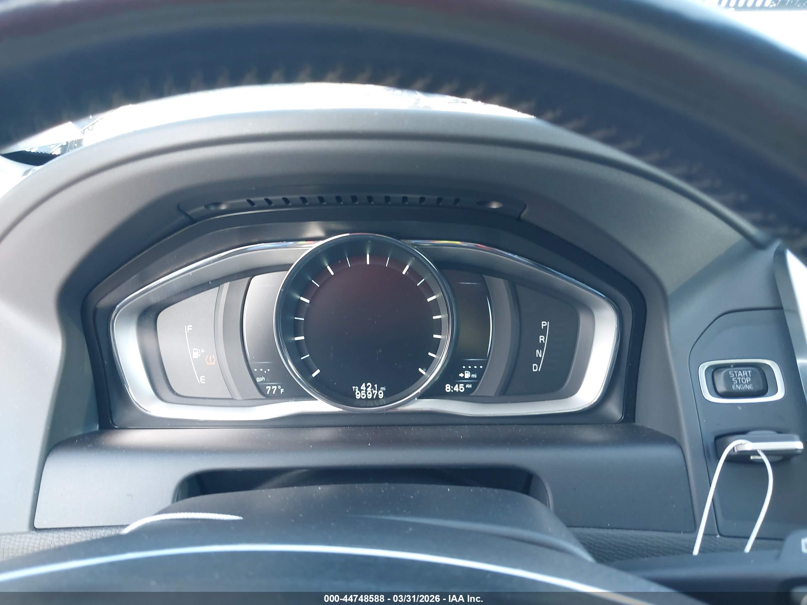 VOLVO XC60 image 7