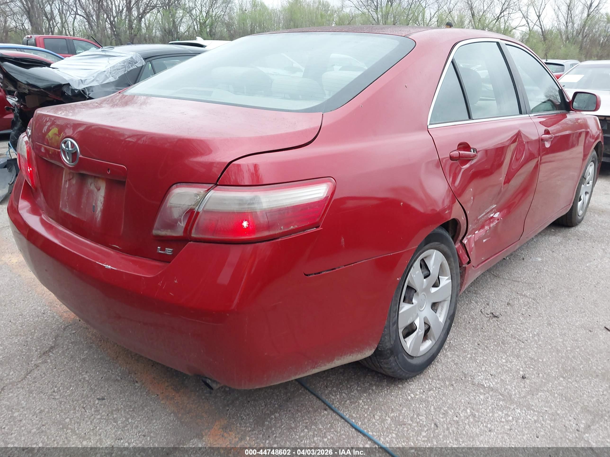 TOYOTA CAMRY image 4
