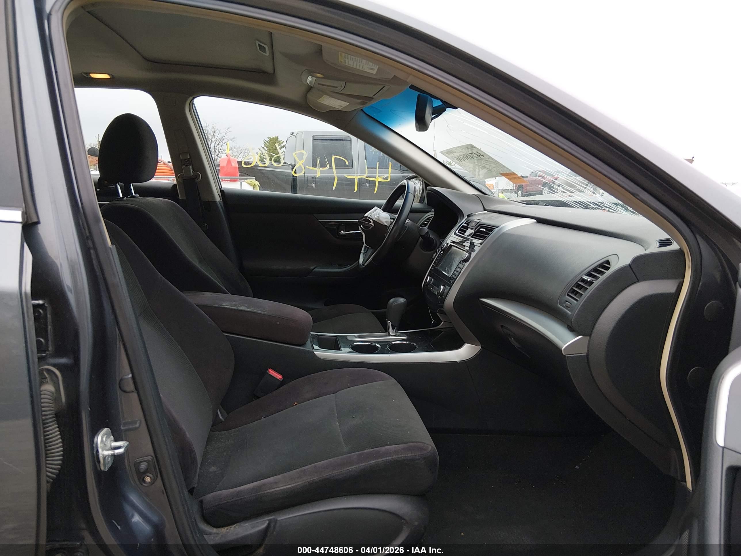NISSAN ALTIMA image 5