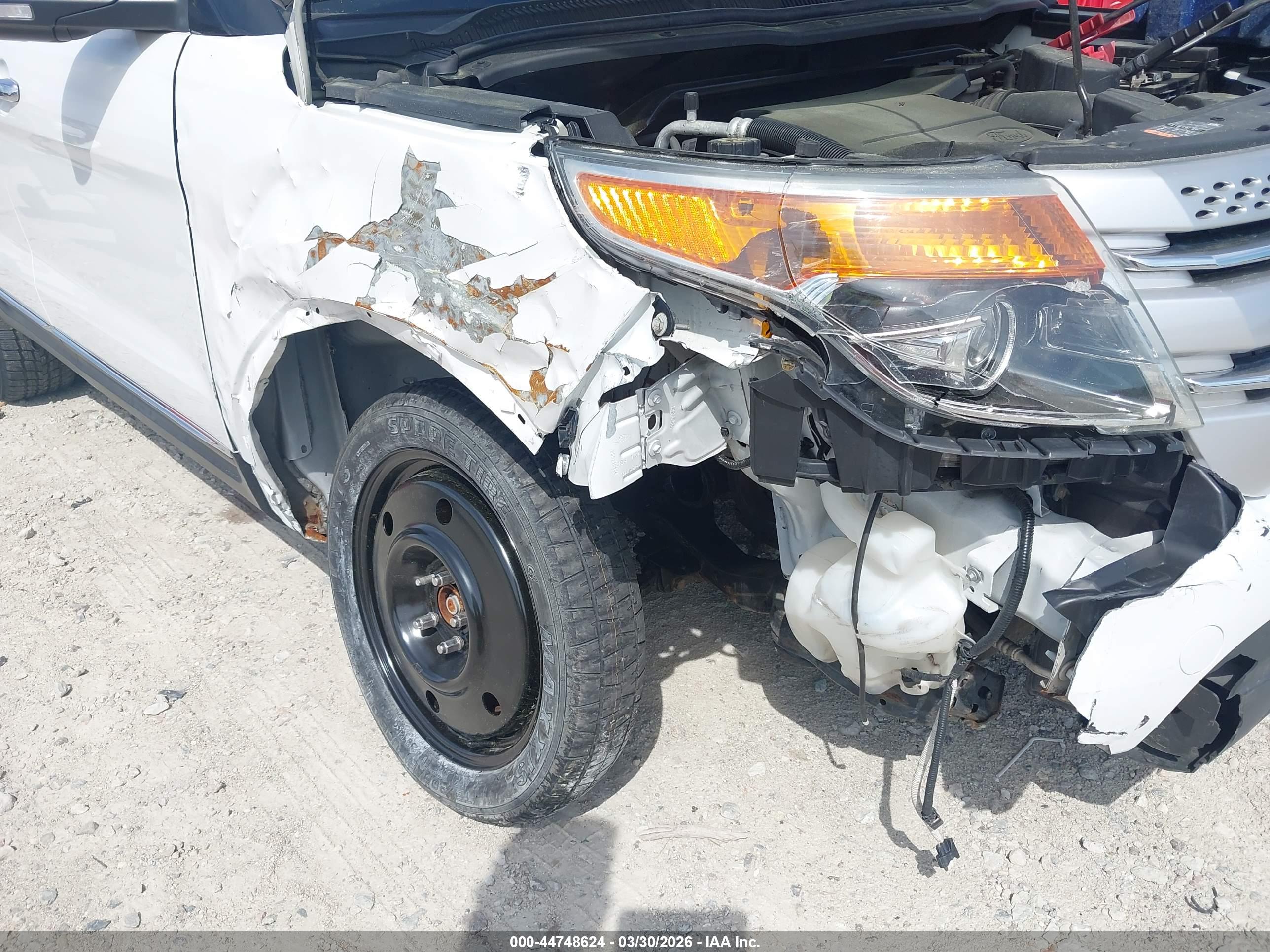 FORD EXPLORER image 6