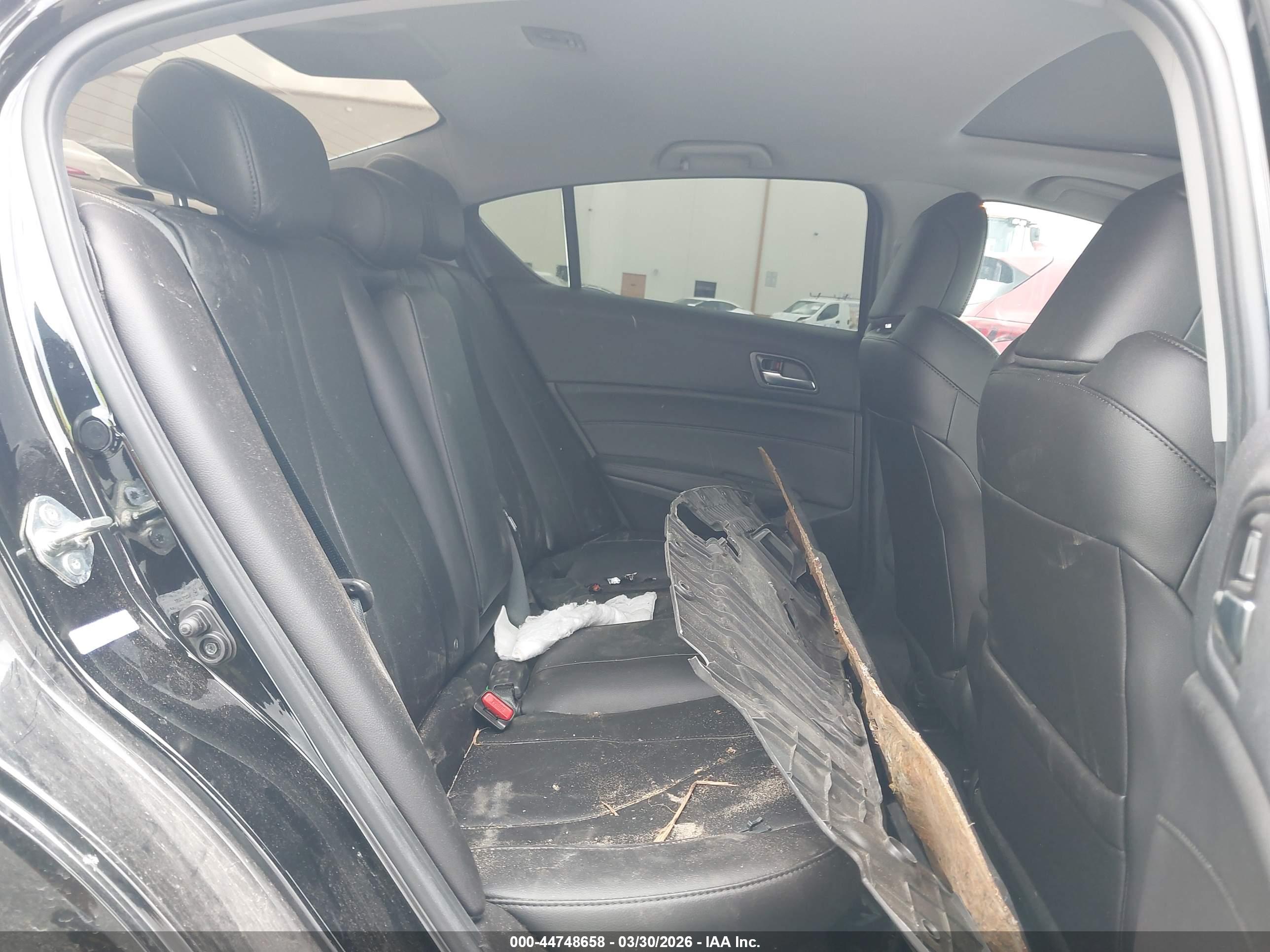 ACURA ILX image 8
