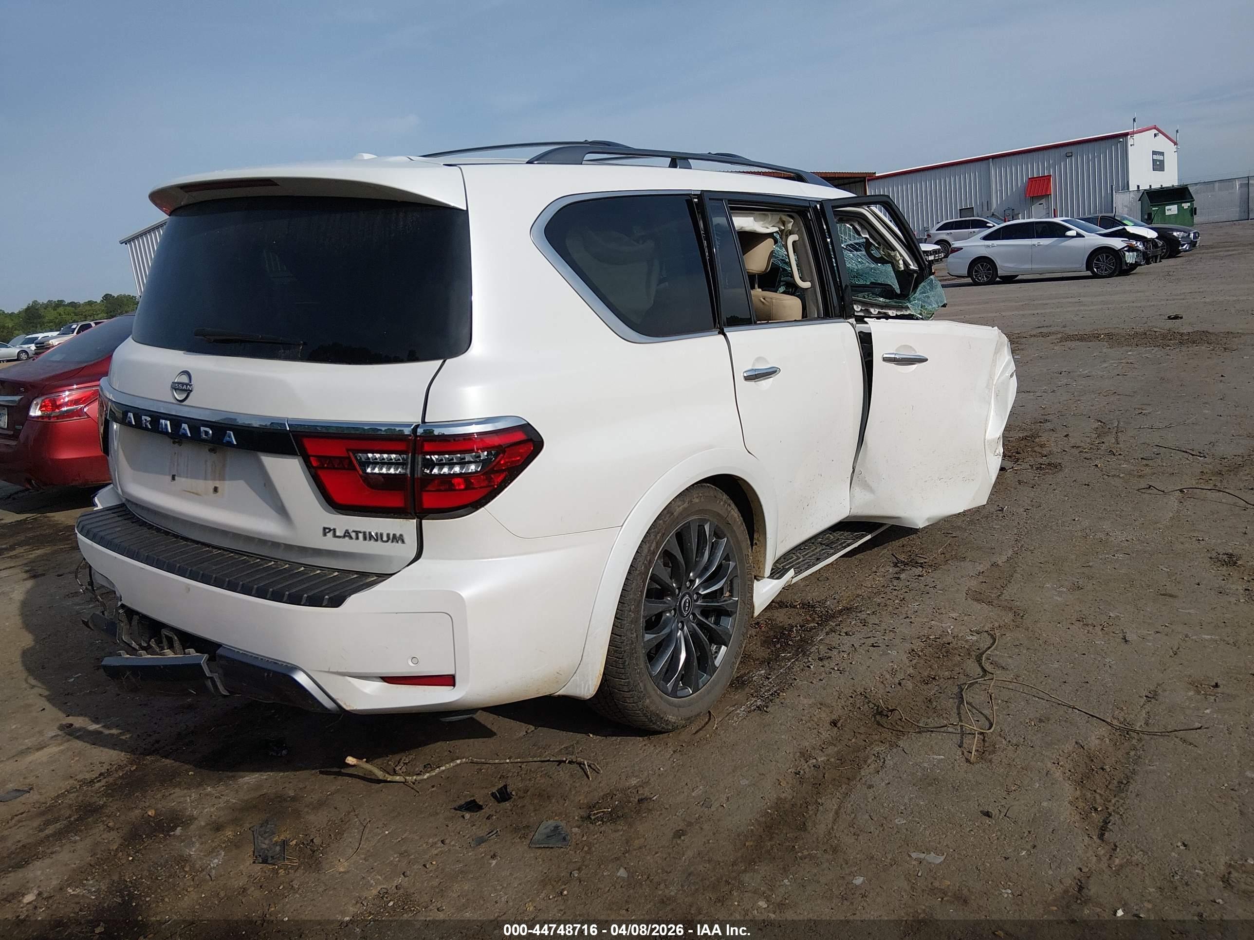 NISSAN ARMADA image 4