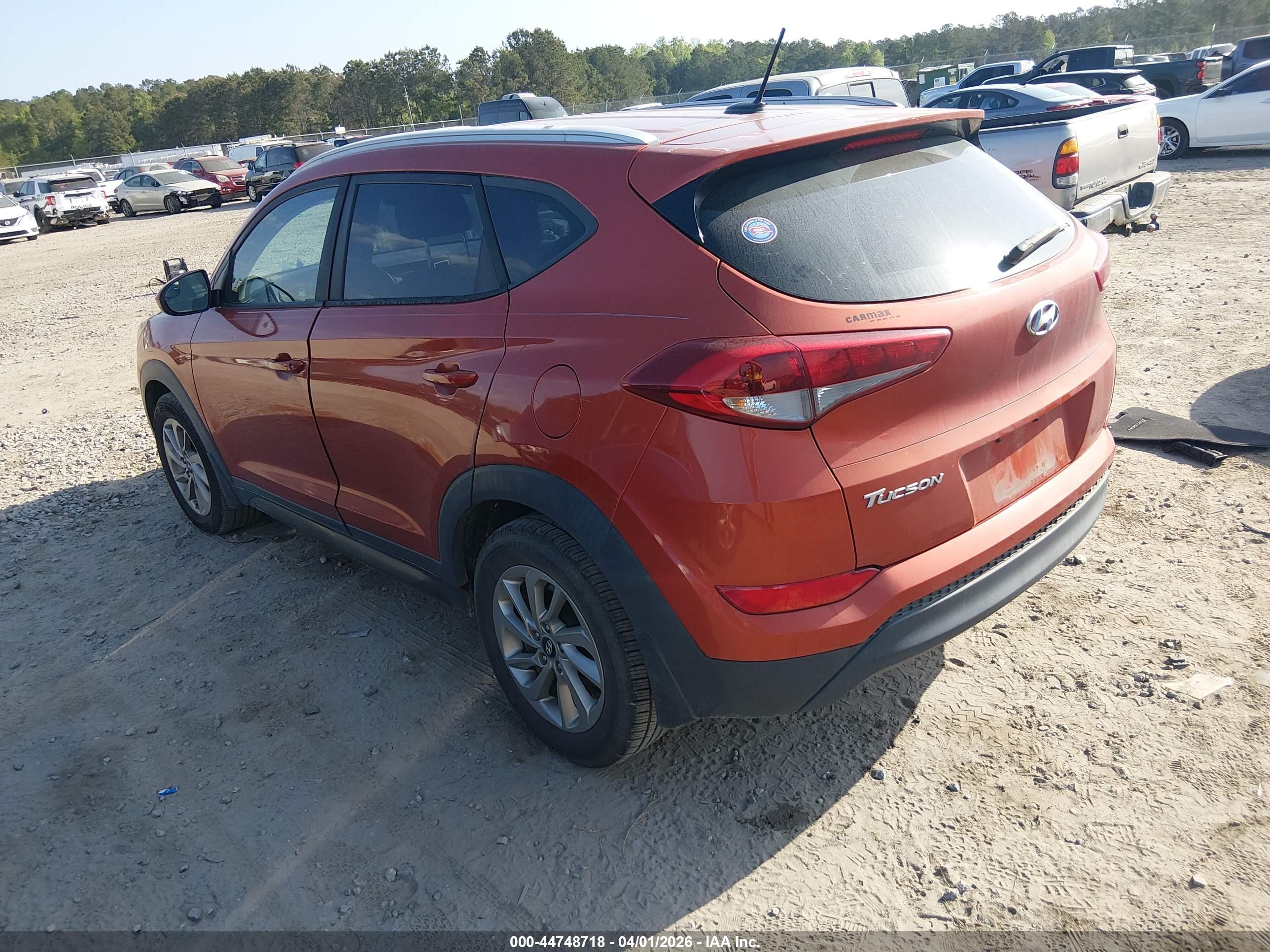 HYUNDAI TUCSON image 3