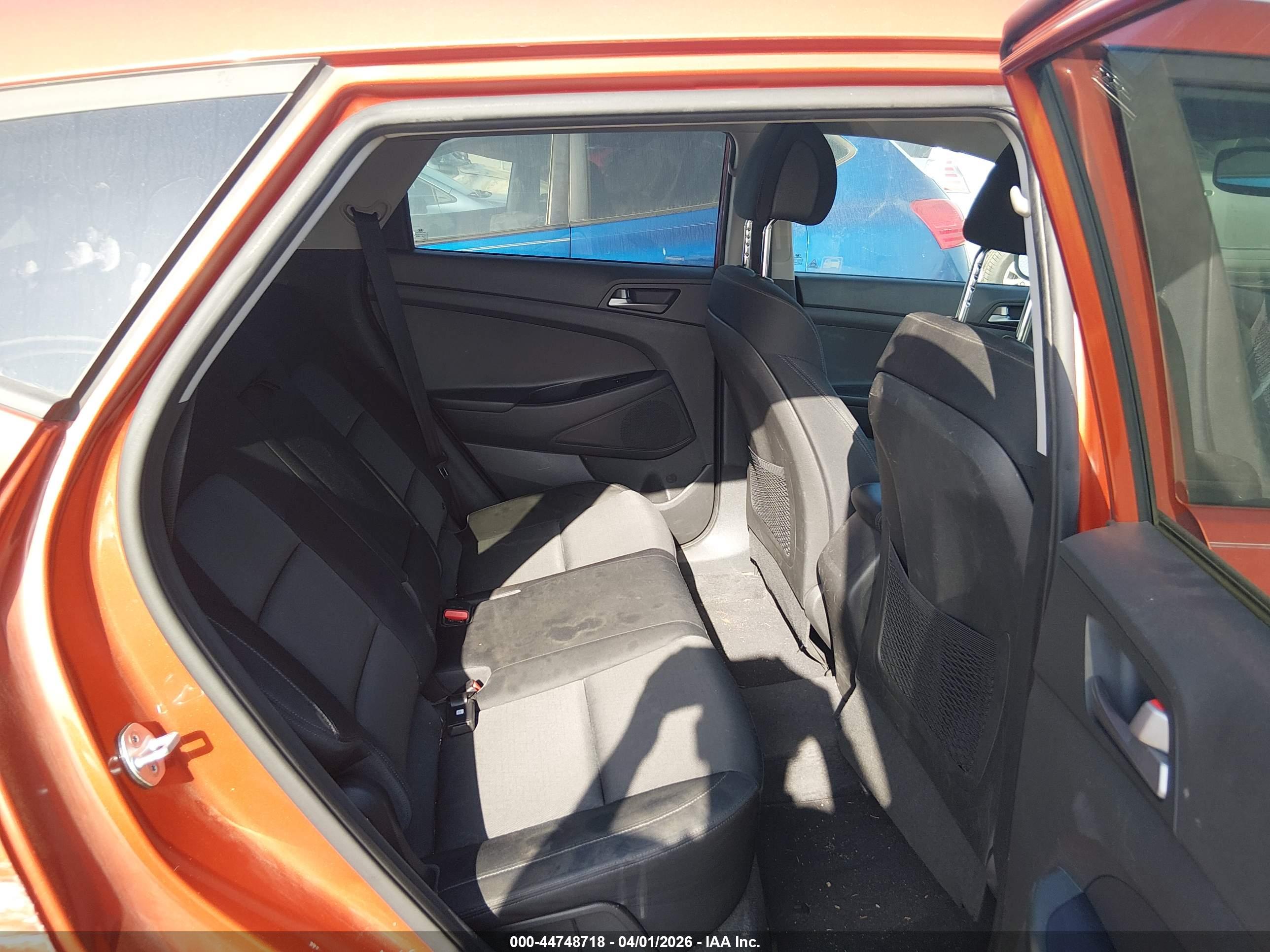 HYUNDAI TUCSON image 8