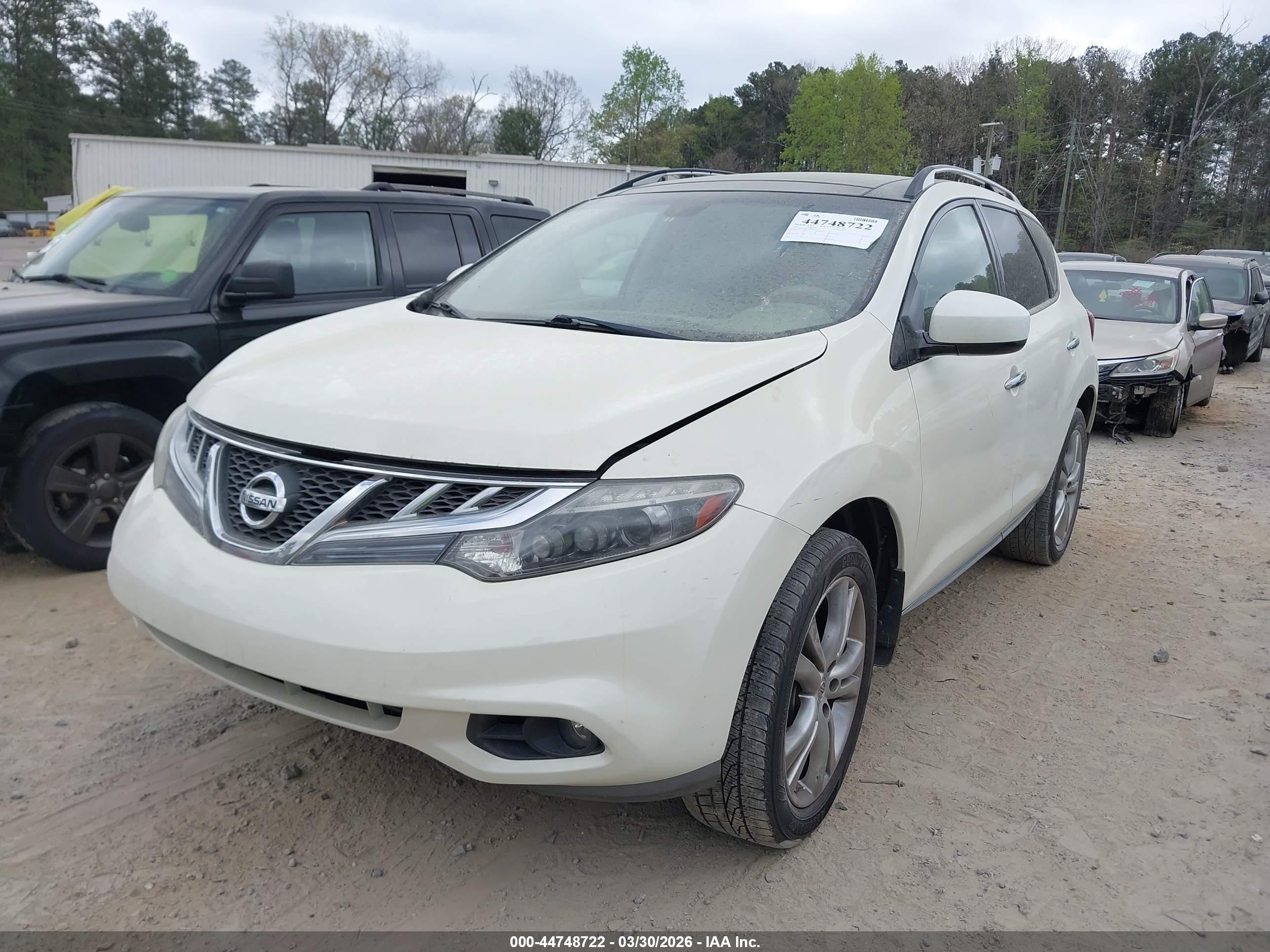 NISSAN MURANO image 2