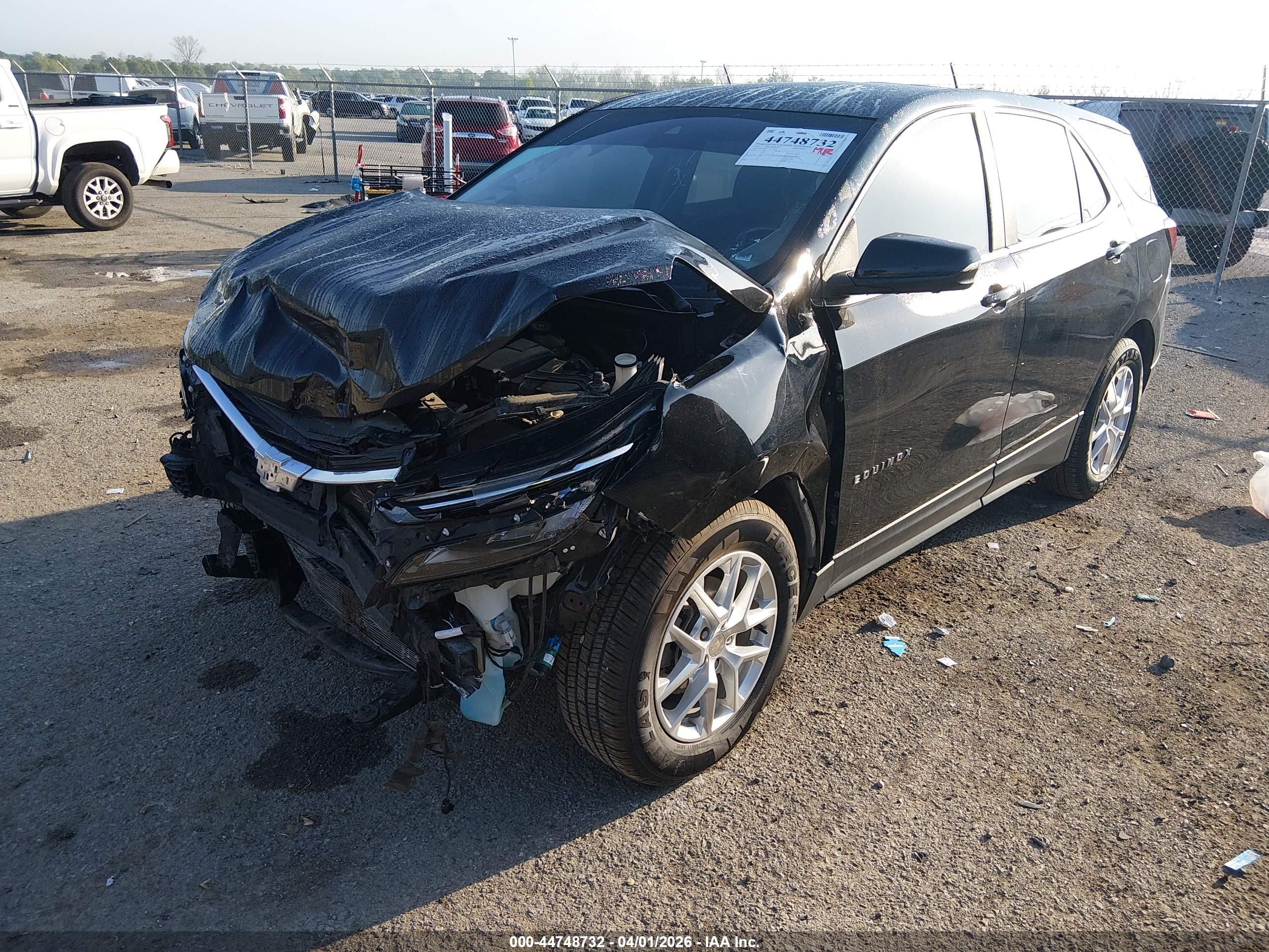 CHEVROLET EQUINOX image 2