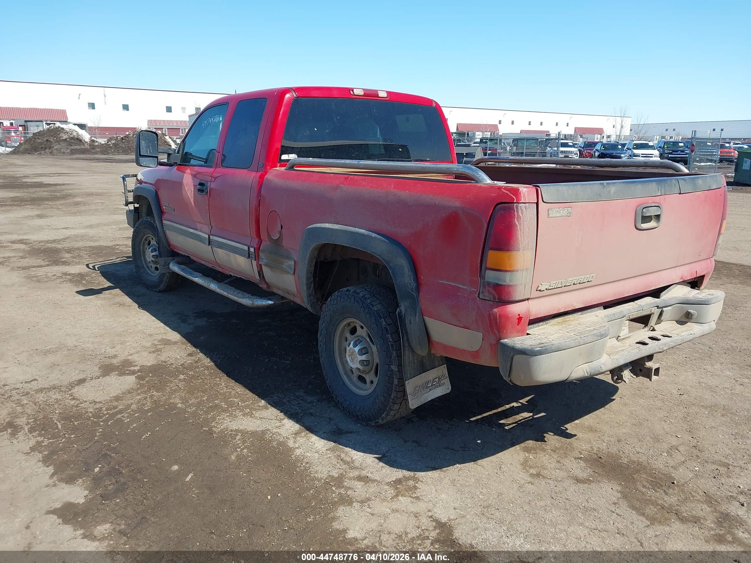 CHEVROLET SILVERADO image 3