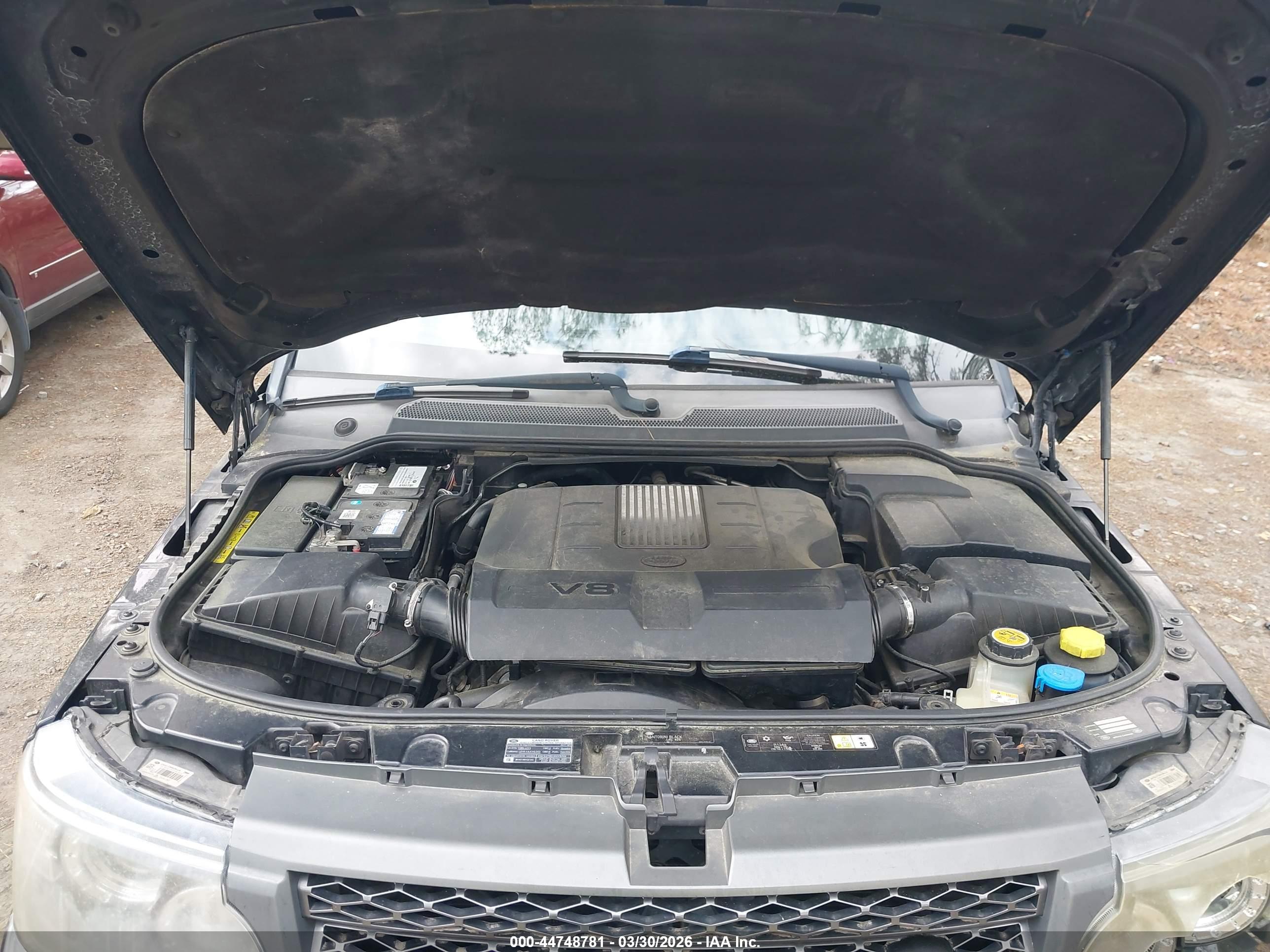 LAND ROVER image 10