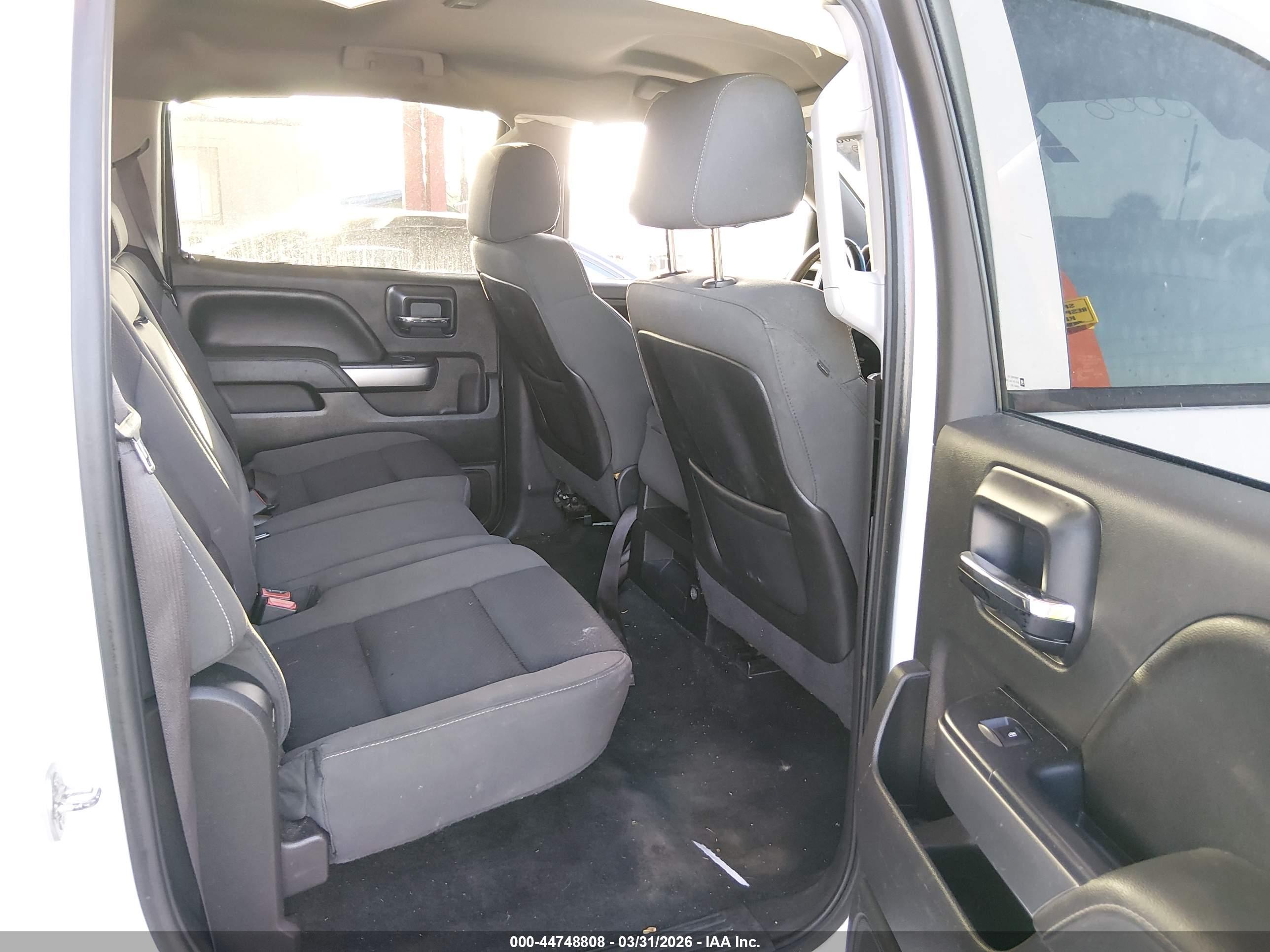 CHEVROLET SILVERADO image 8