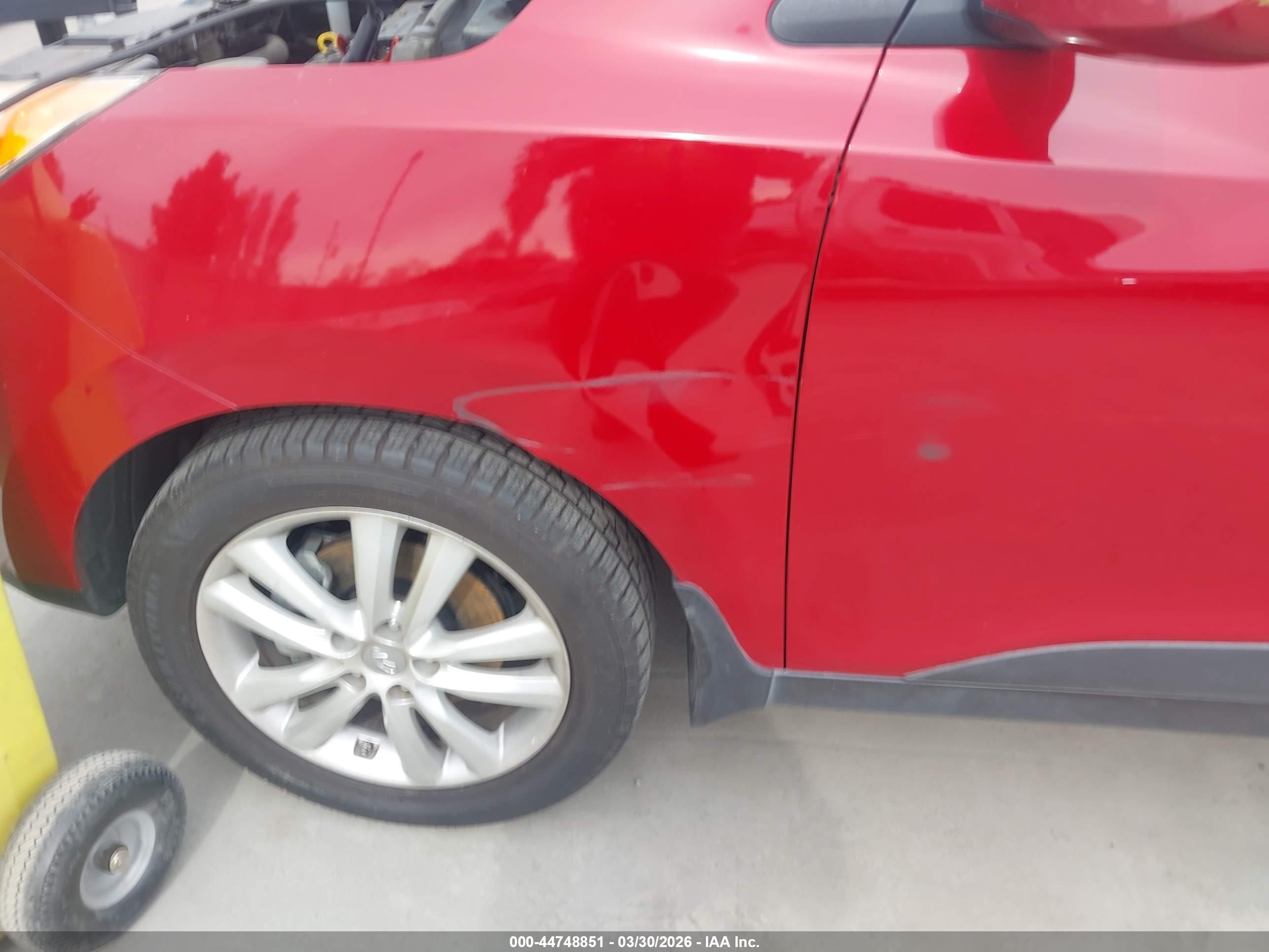 HYUNDAI TUCSON image 6