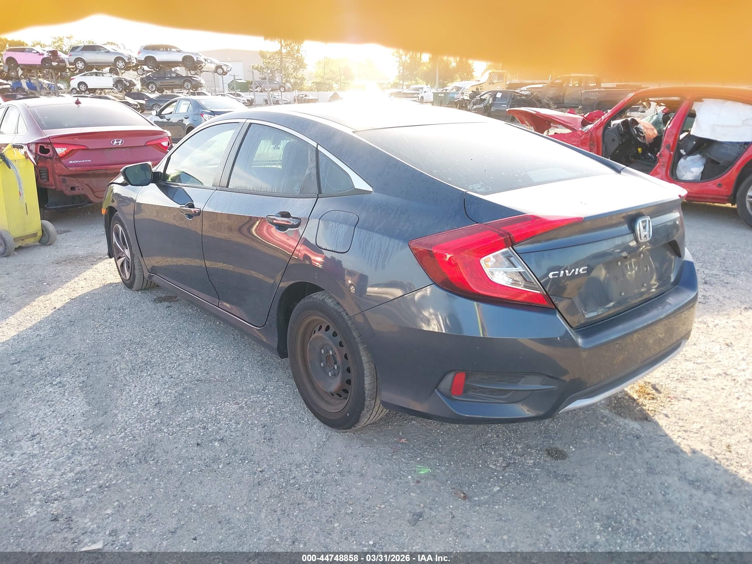 HONDA CIVIC image 3