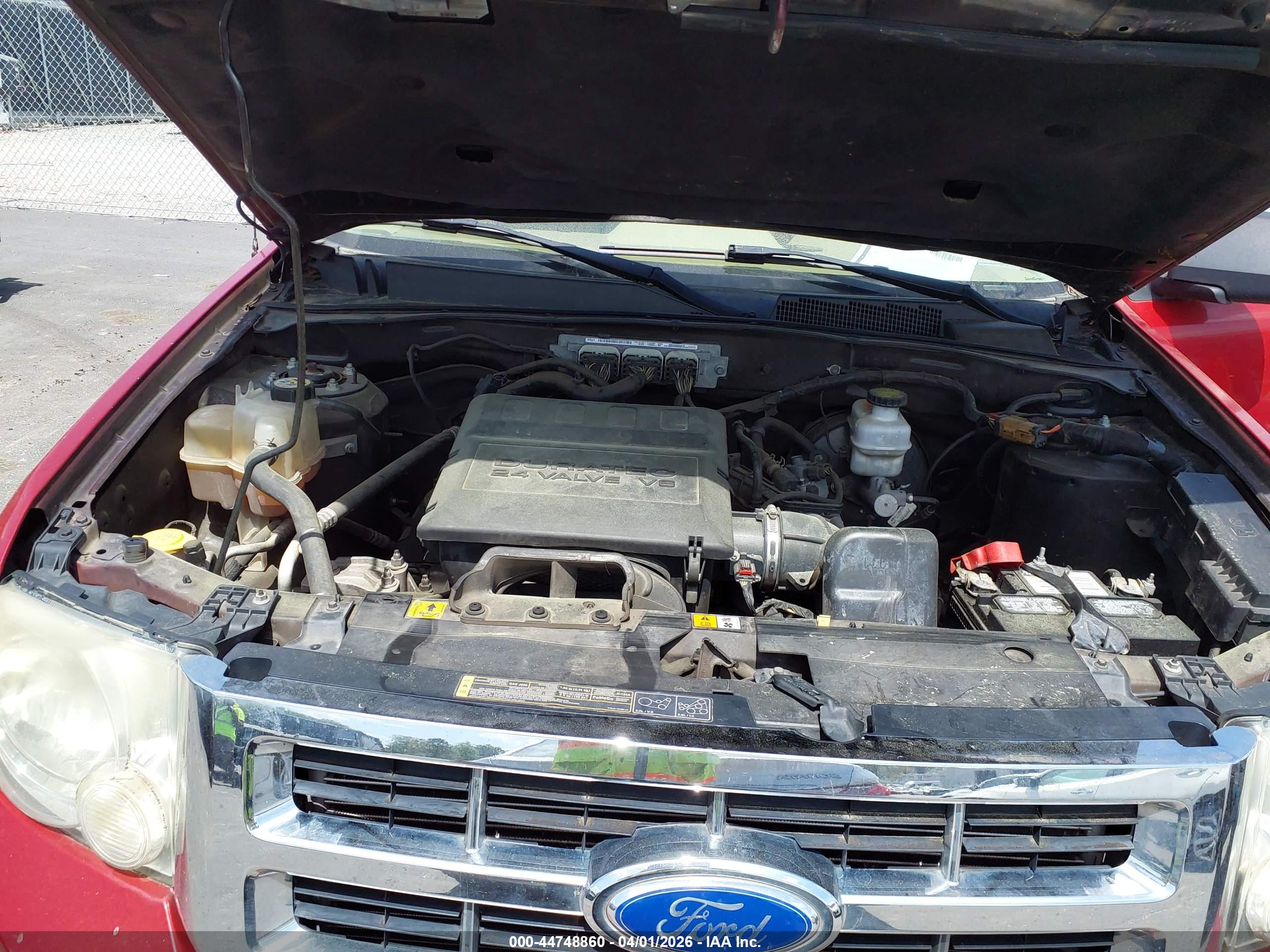 FORD ESCAPE image 10