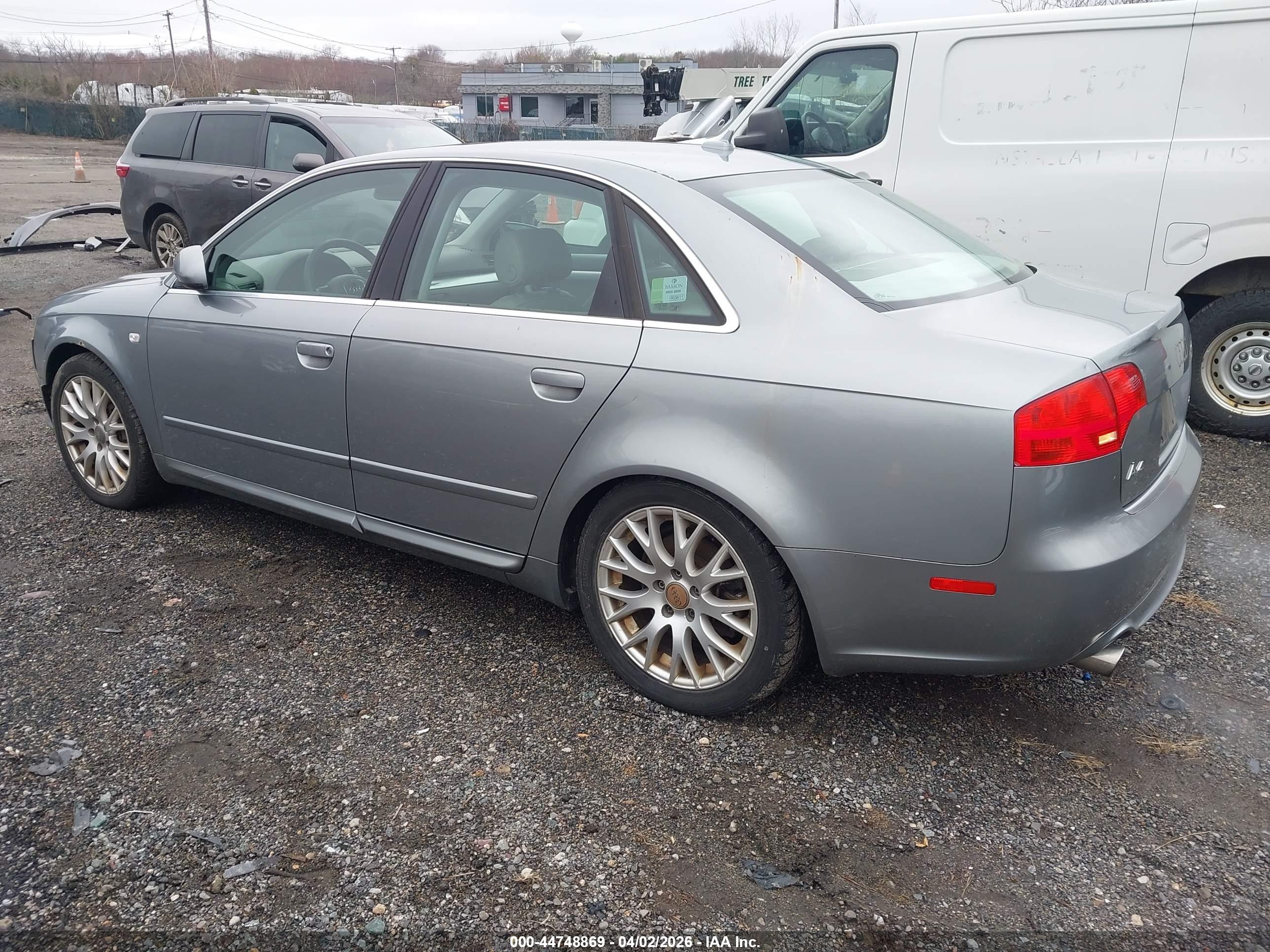AUDI A4 image 3
