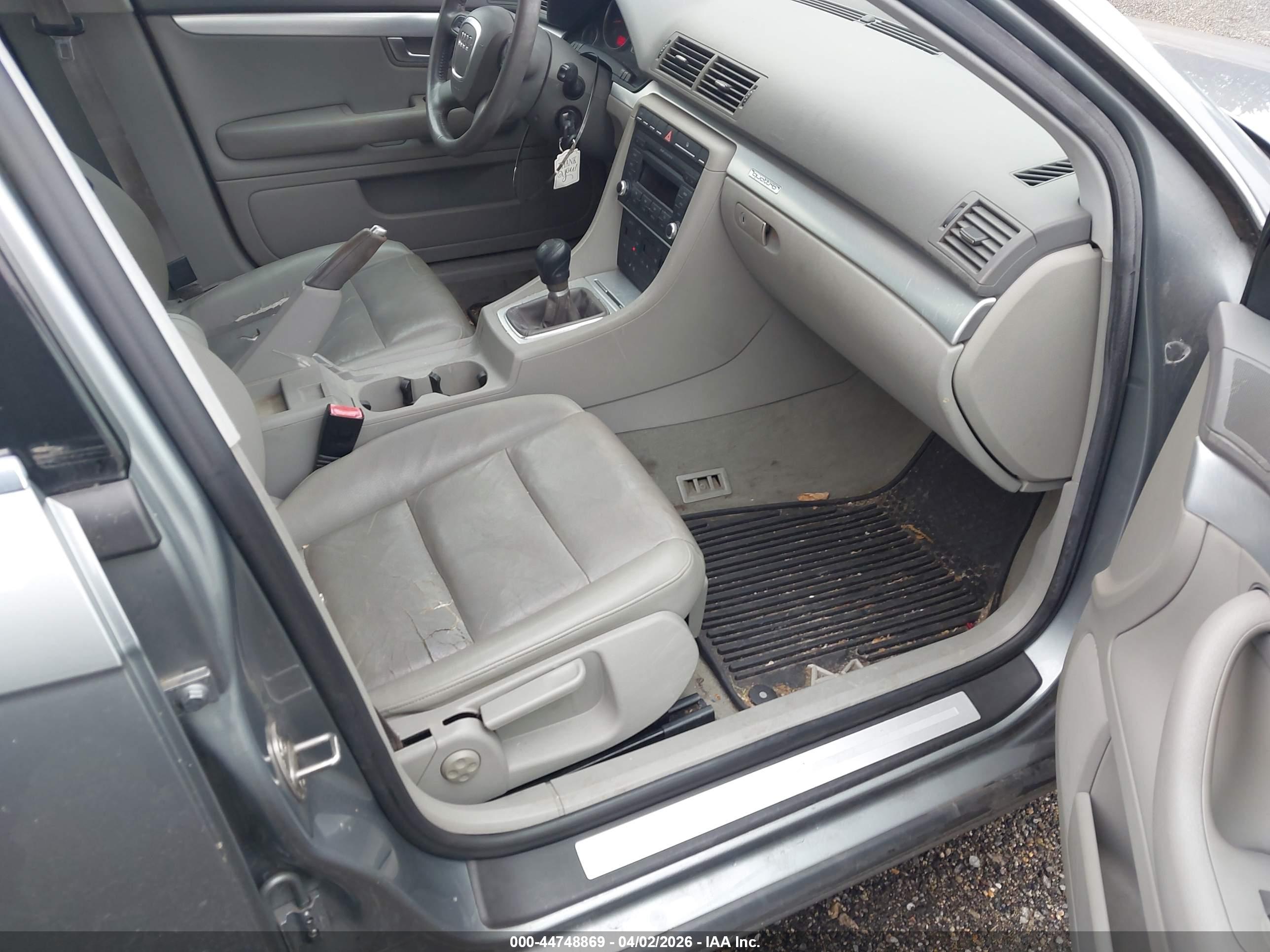 AUDI A4 image 5