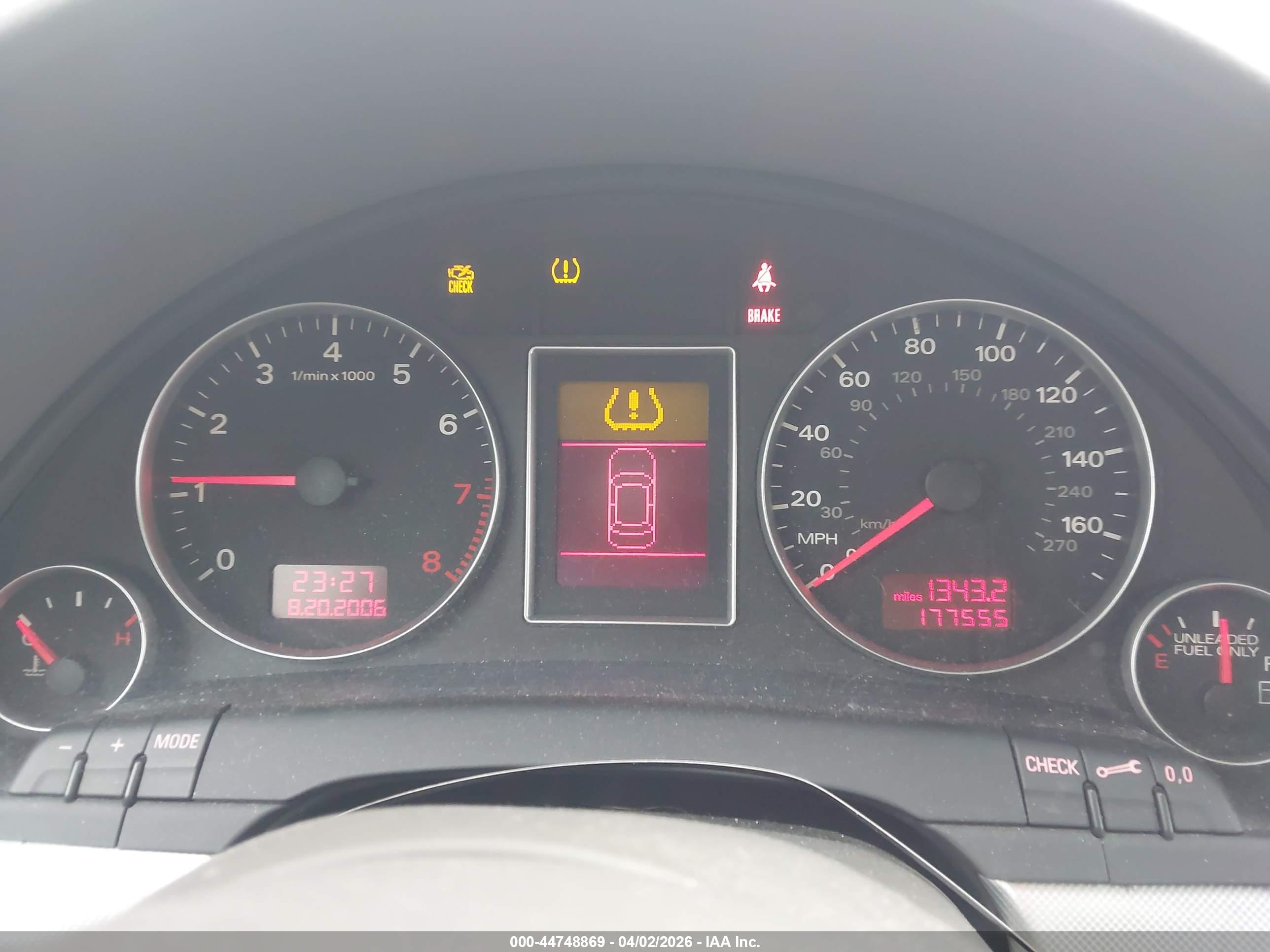 AUDI A4 image 7