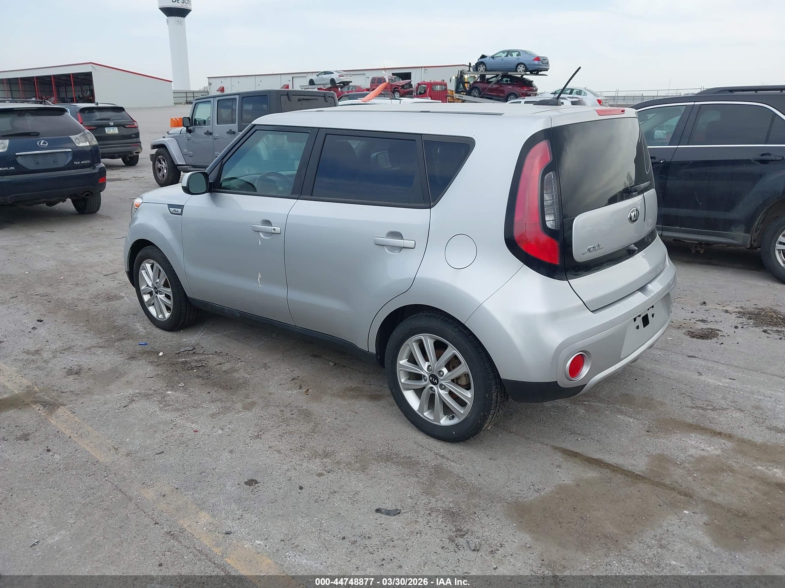 KIA SOUL image 3