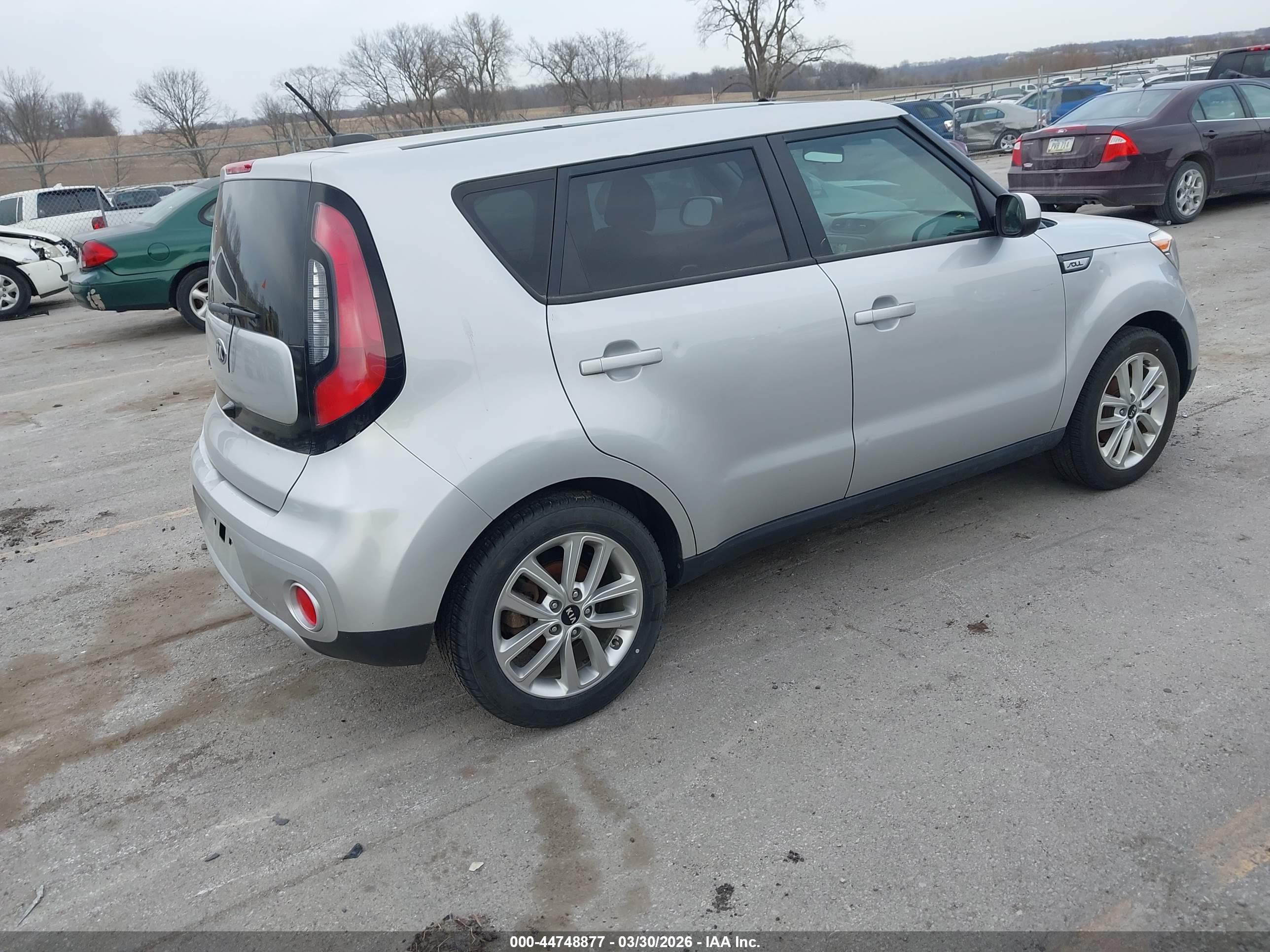 KIA SOUL image 4