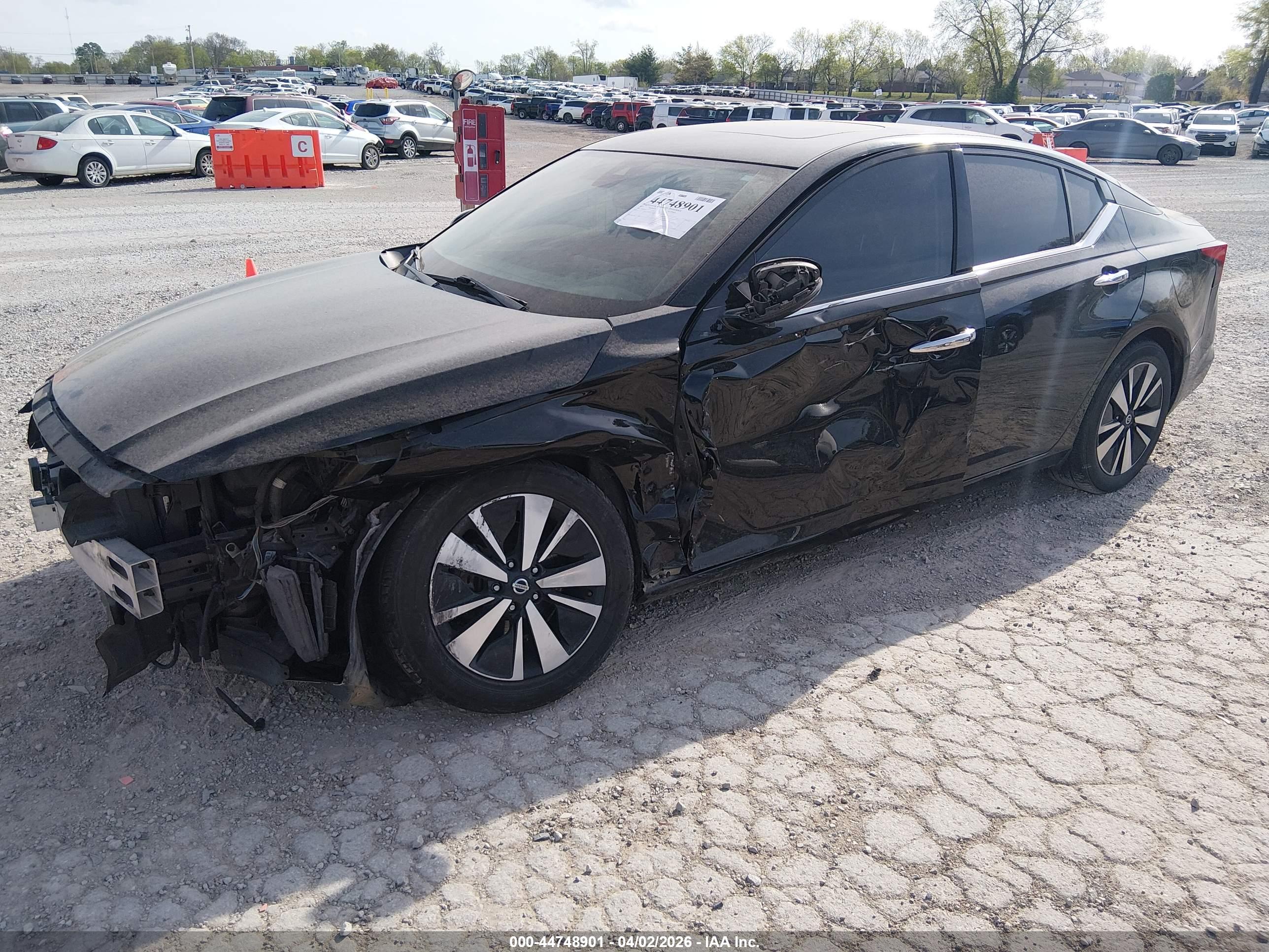 NISSAN ALTIMA image 2
