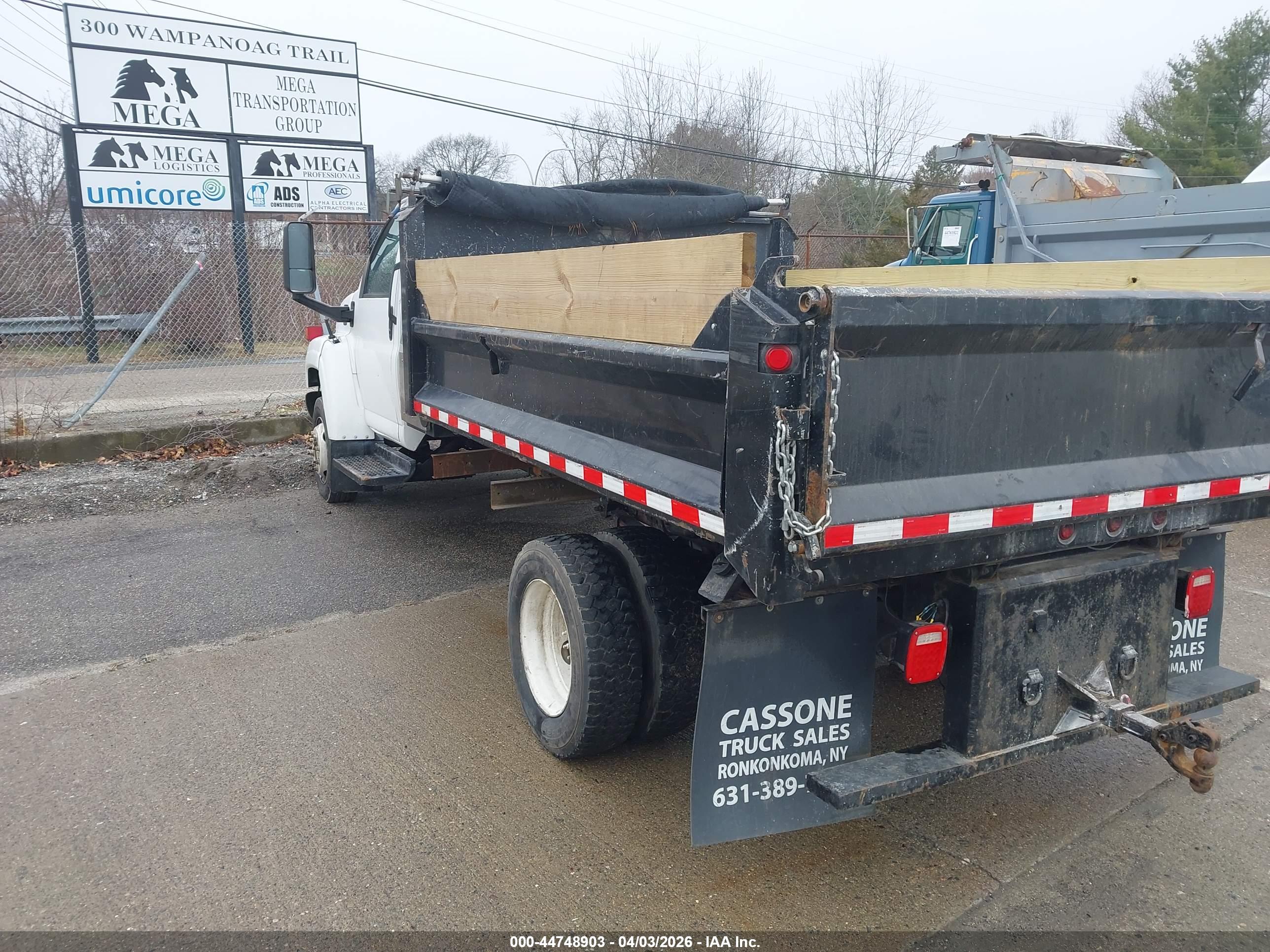 GMC C5500 image 4